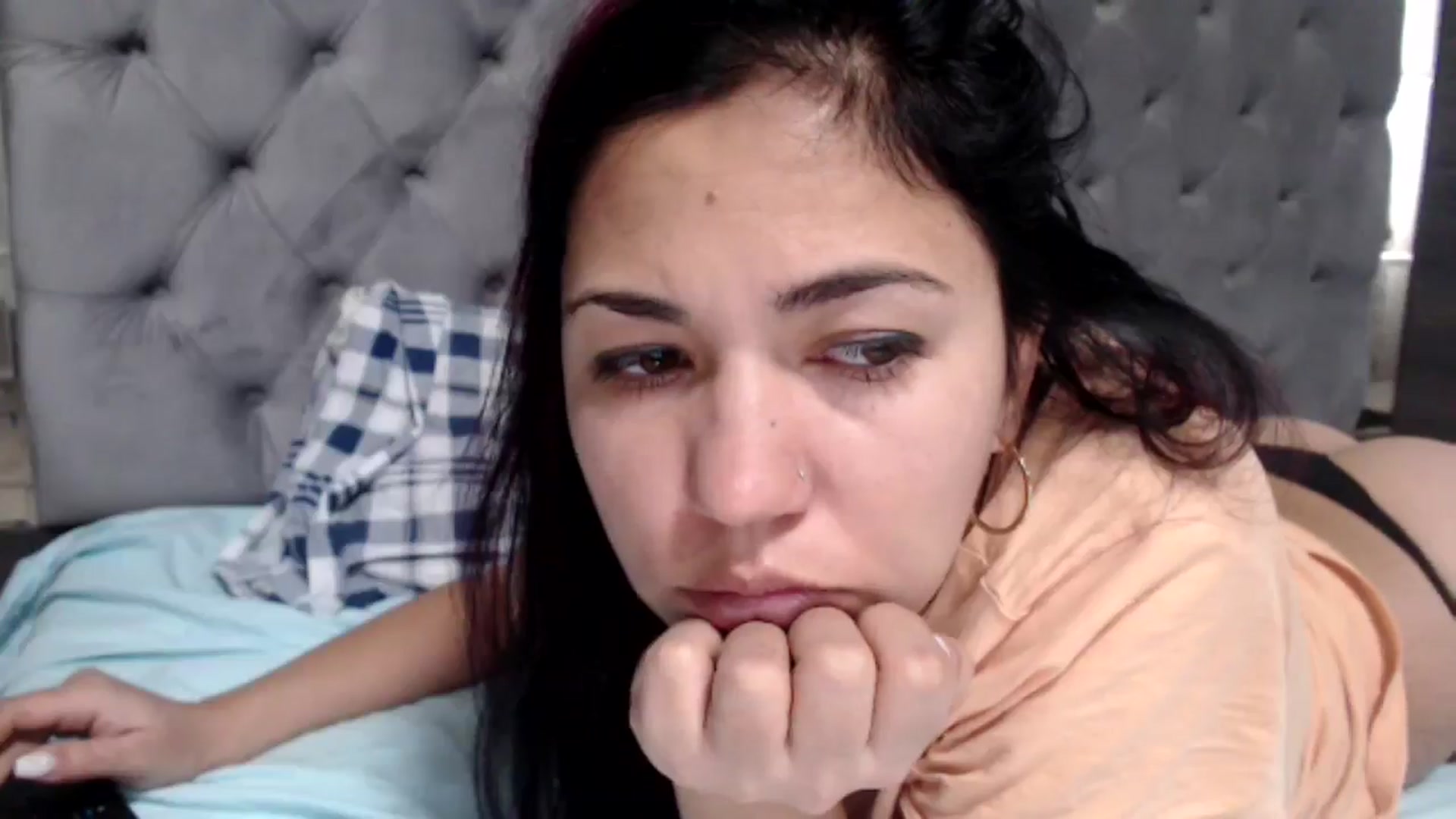 Gallery image thumbnail from YourLuvDee's myfreecams stream on, 01/05/2025, 13:39 image 3 of 20