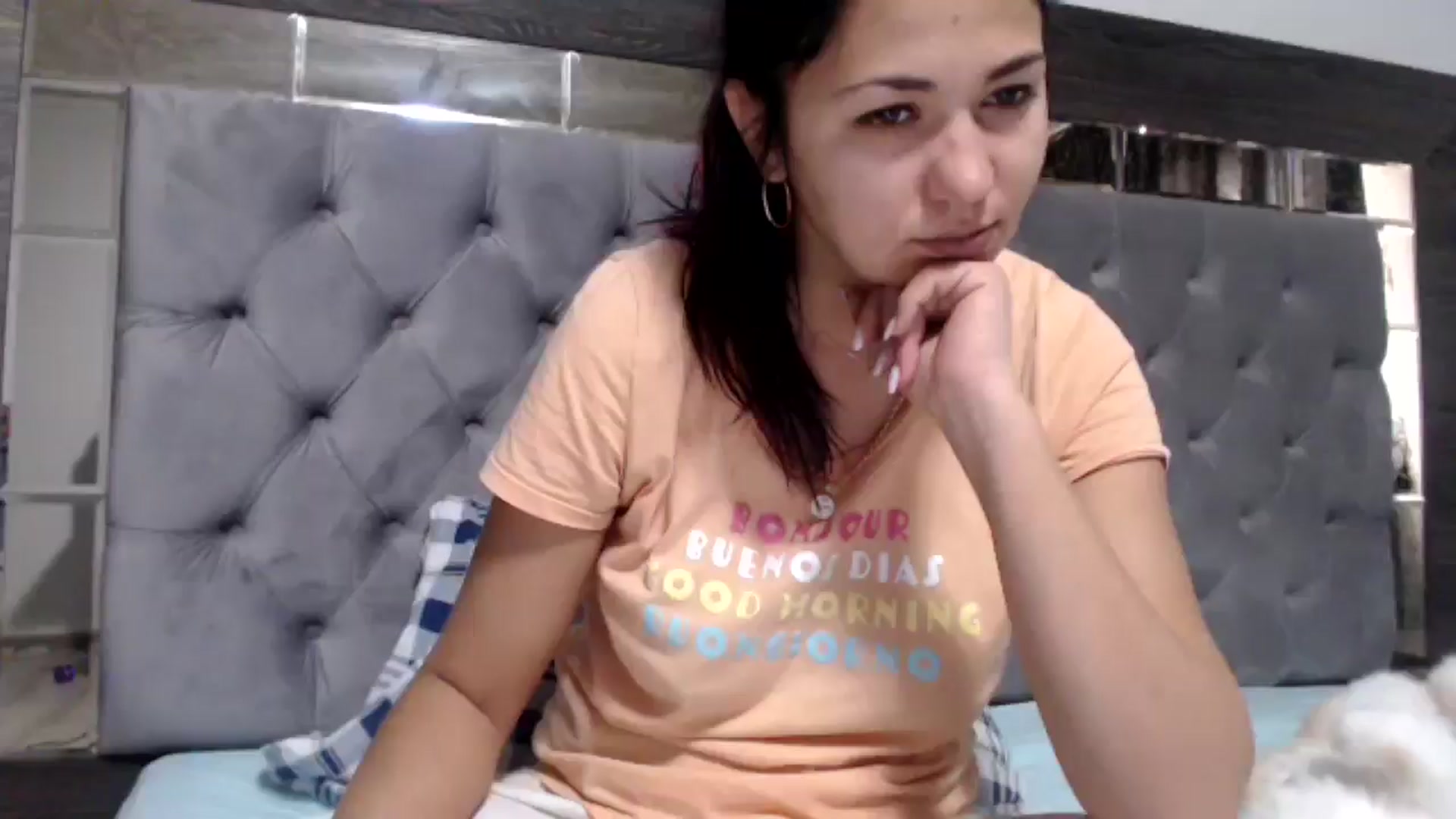 Gallery image thumbnail from YourLuvDee's myfreecams stream on, 01/05/2025, 14:41 image 4 of 20