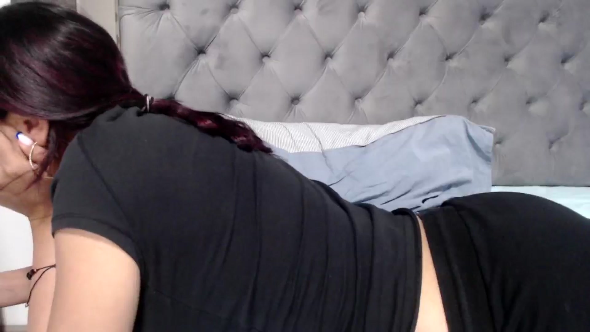 Gallery image thumbnail from YourLuvDee's myfreecams stream on, 05/15/2025, 11:52 image 20 of 20