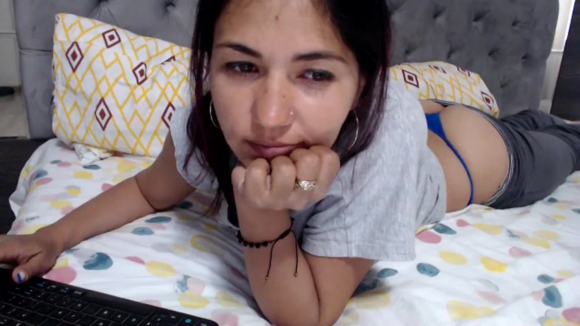 Gallery image thumbnail from YourLuvDee's myfreecams stream on, 05/24/2025, 13:05 image 8 of 20