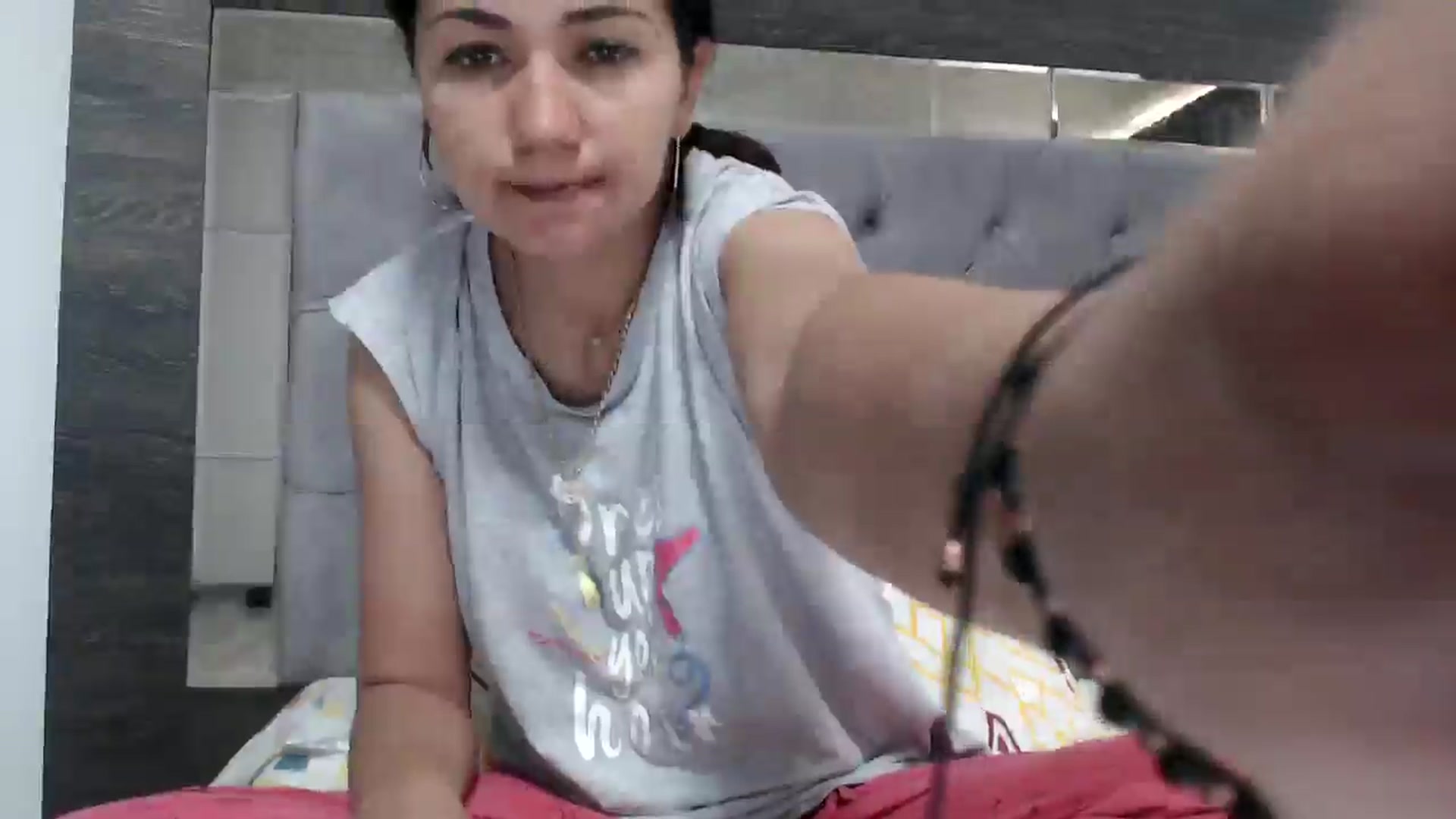 Gallery image thumbnail from YourLuvDee's myfreecams stream on, 05/25/2025, 09:55 image 2 of 20