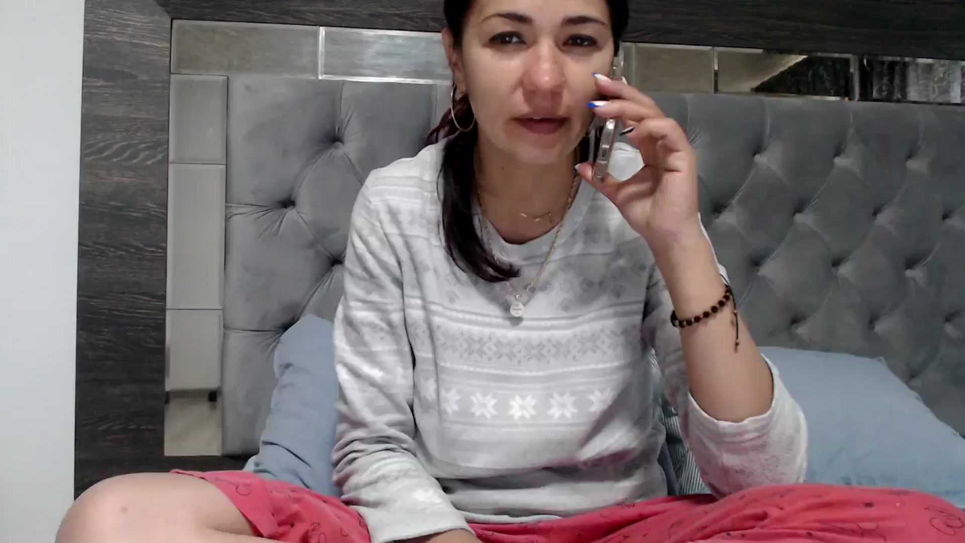 Gallery image thumbnail from YourLuvDee's myfreecams stream on, 05/26/2025, 08:00 image 1 of 20