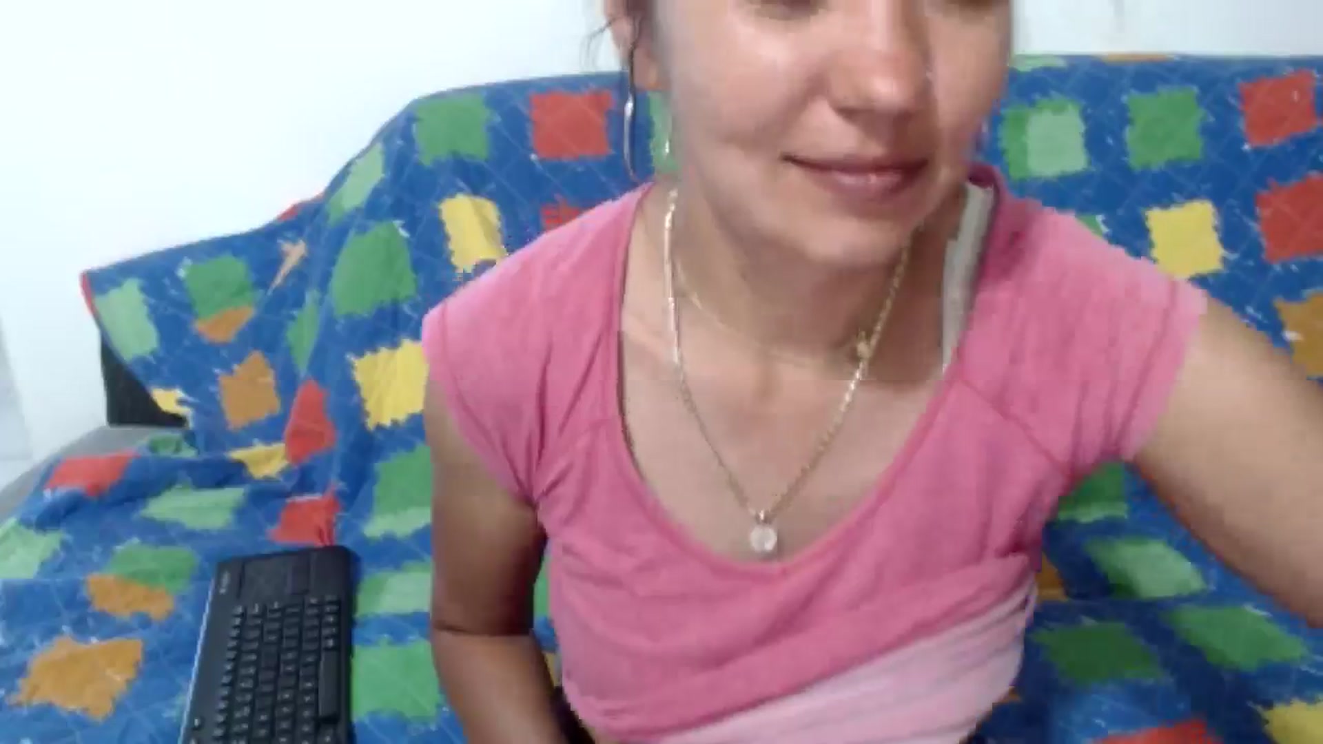 Gallery image thumbnail from YourLuvDee's myfreecams stream on, 06/22/2025, 14:52 image 4 of 20