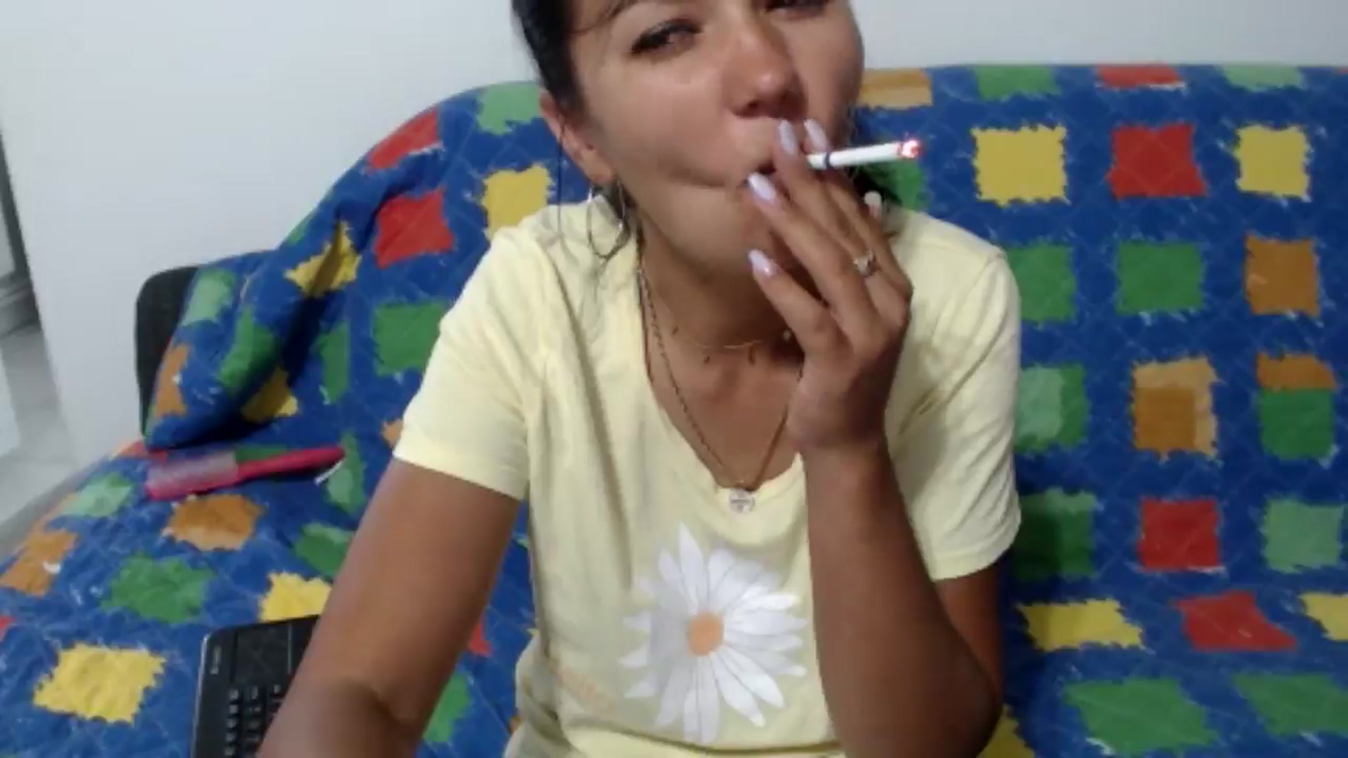 Gallery image thumbnail from YourLuvDee's myfreecams stream on, 06/30/2025, 11:53 image 14 of 20