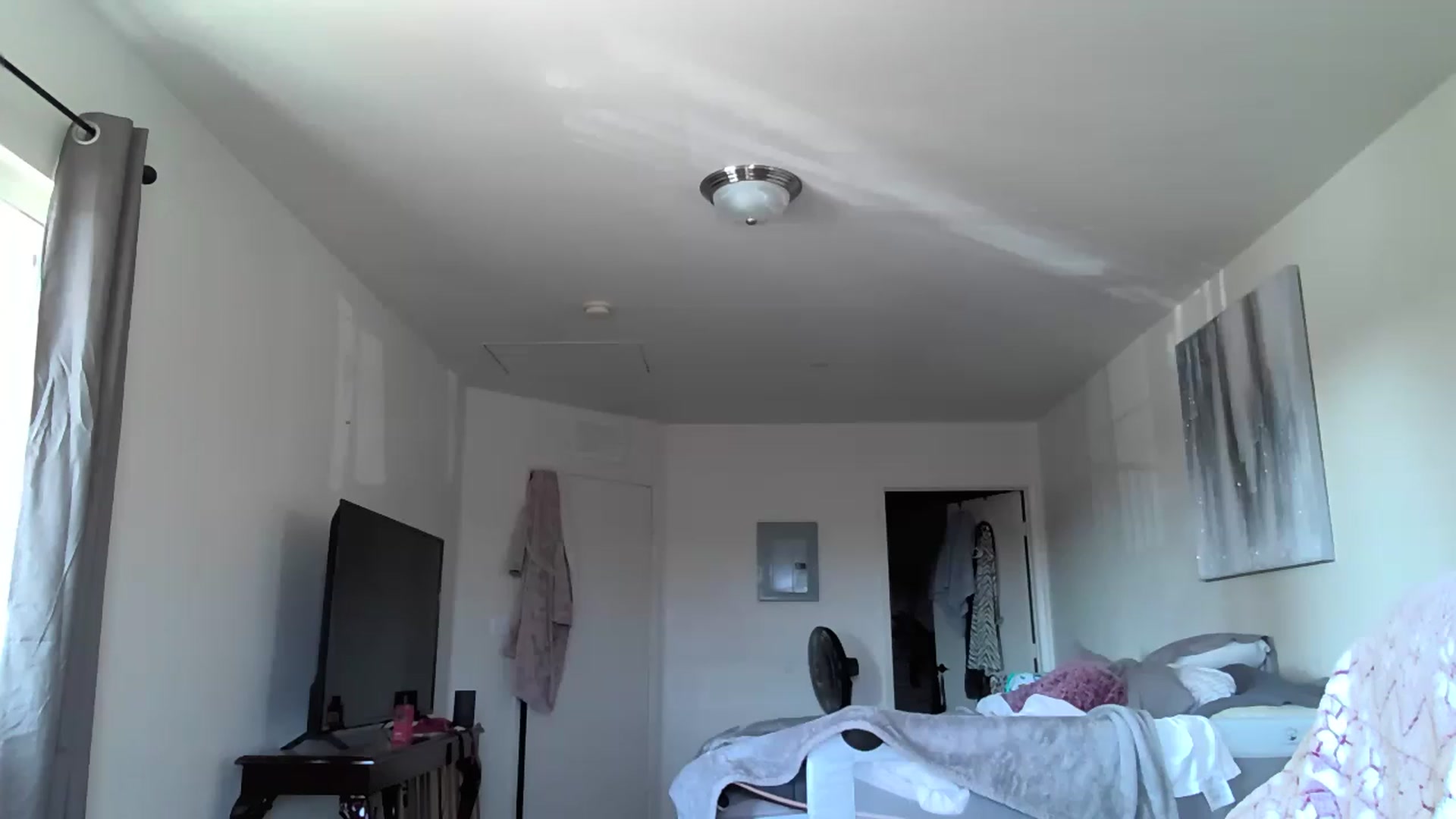 Gallery image thumbnail from YourMilfxoxo's myfreecams stream on, 11/23/2022, 18:22 image 4 of 20