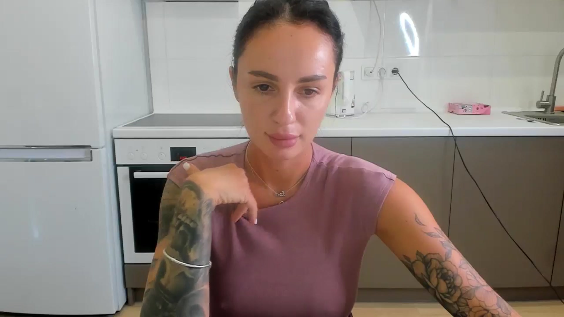 Gallery image thumbnail from YourMissMasha's myfreecams stream on, 08/20/2025, 09:56 image 5 of 20