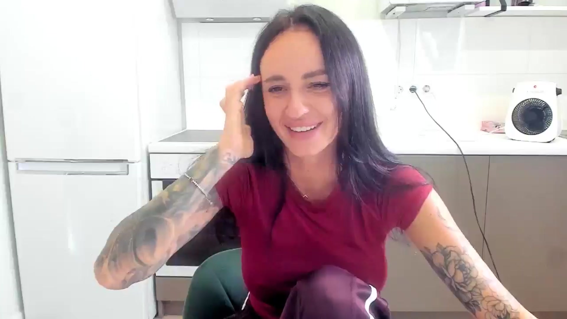 Gallery image thumbnail from YourMissMasha's myfreecams stream on, 10/12/2025, 10:09 image 5 of 20