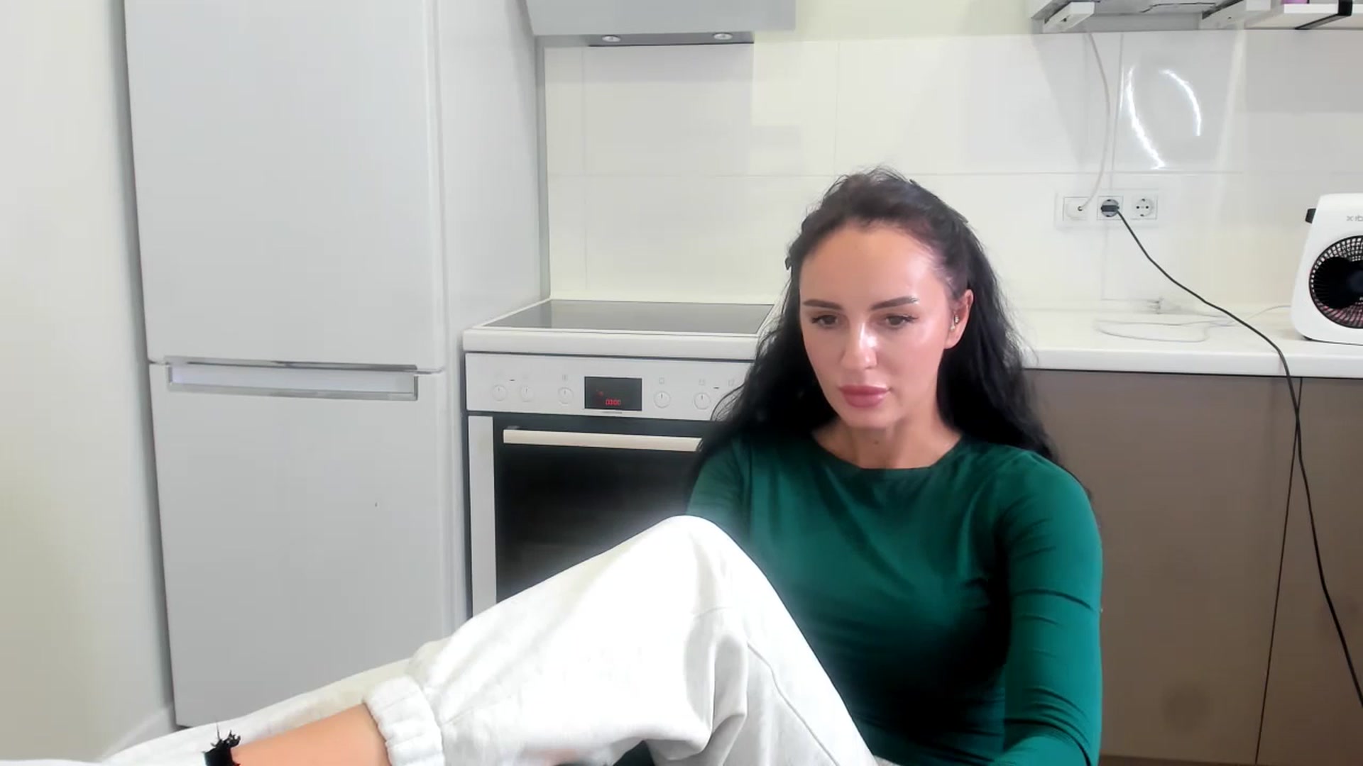 Gallery image thumbnail from YourMissMasha's myfreecams stream on, 12/24/2025, 15:13 image 17 of 20