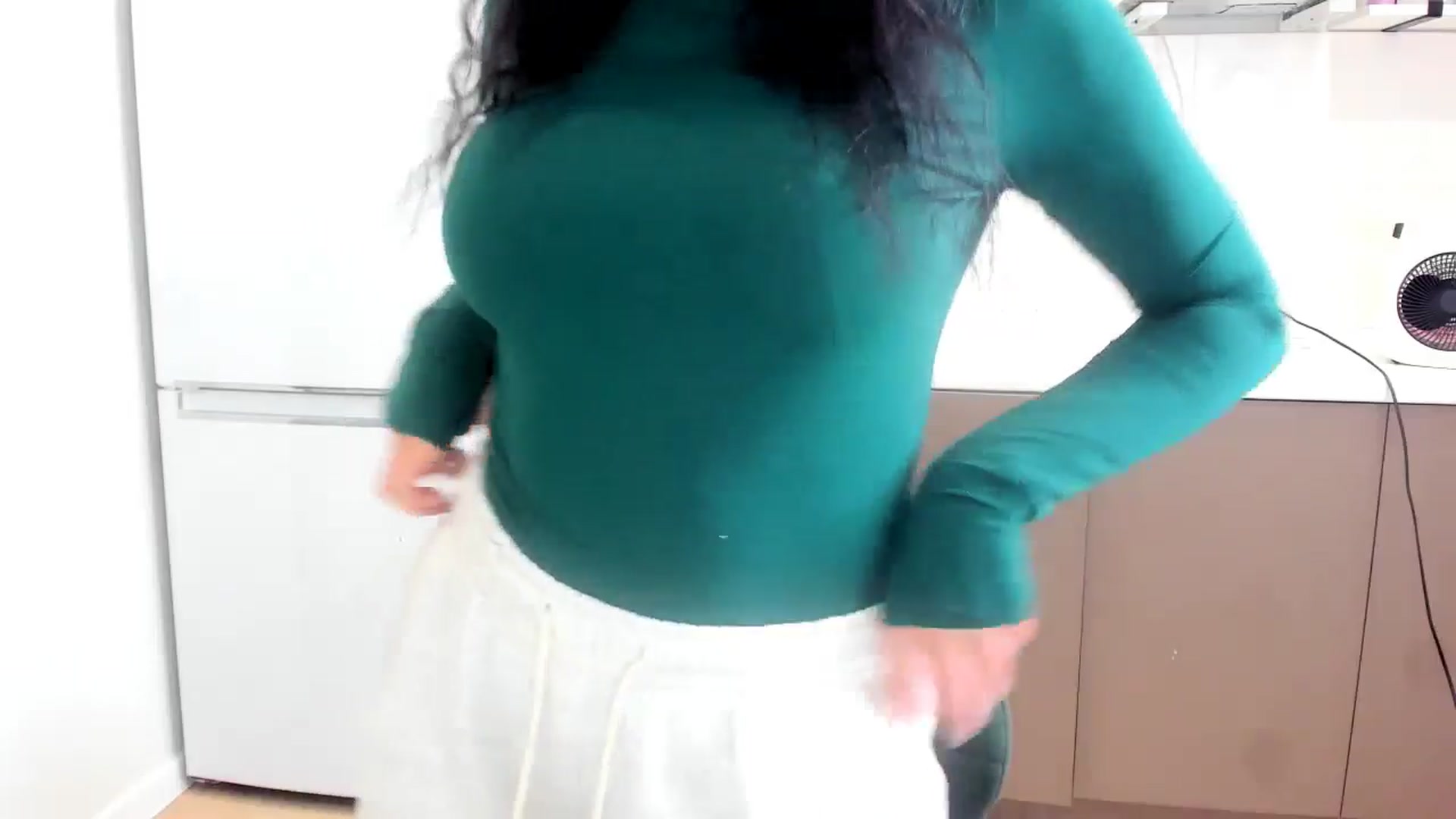 Gallery image thumbnail from YourMissMasha's myfreecams stream on, 12/24/2025, 15:47 image 17 of 20