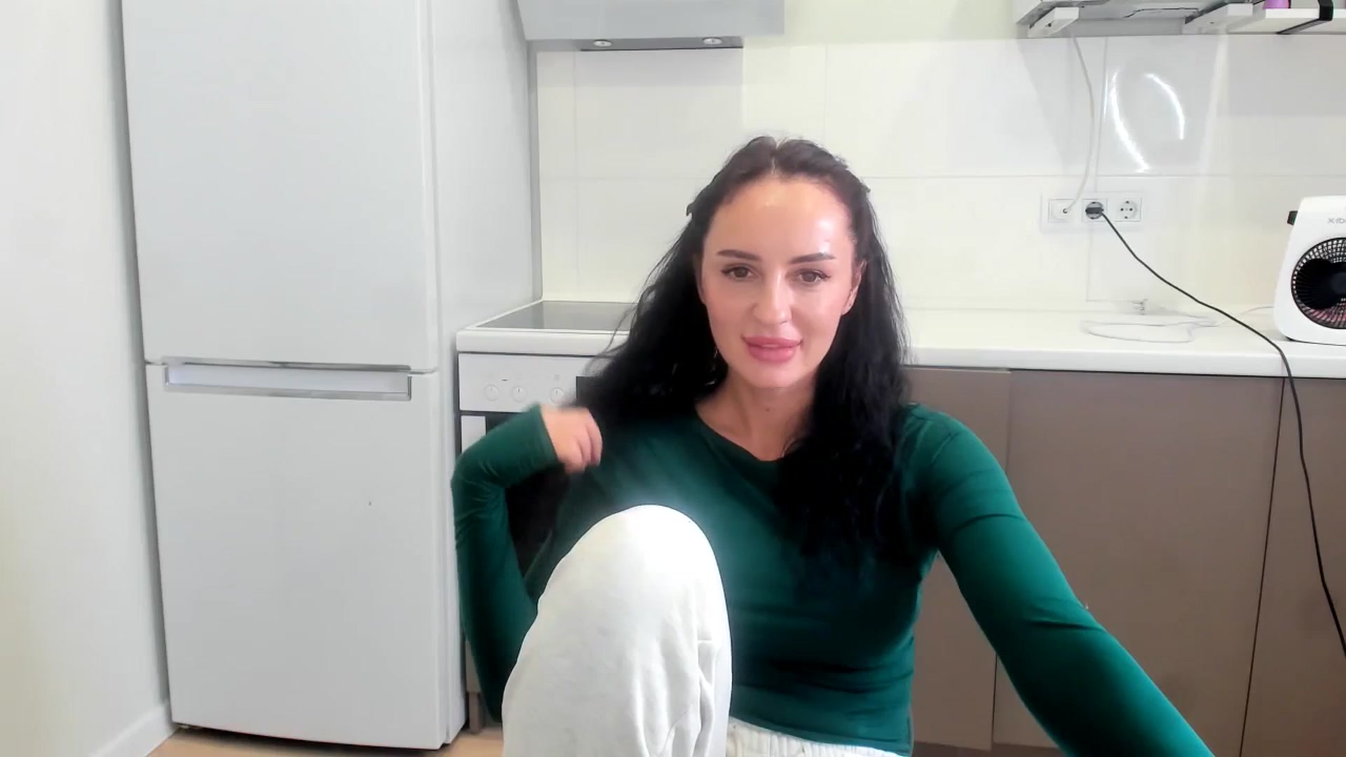 Gallery image thumbnail from YourMissMasha's myfreecams stream on, 12/24/2025, 16:22 image 4 of 20