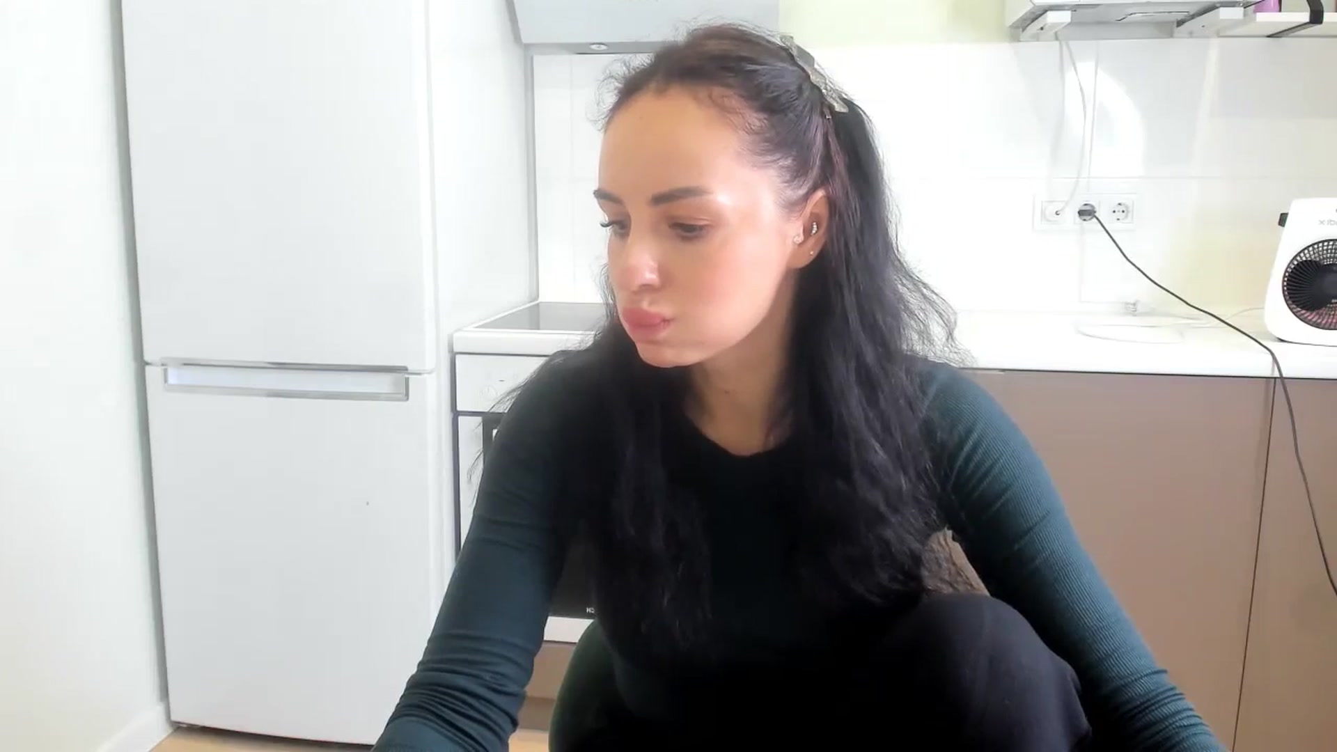 Gallery image thumbnail from YourMissMasha's myfreecams stream on, 12/26/2025, 10:12 image 7 of 20
