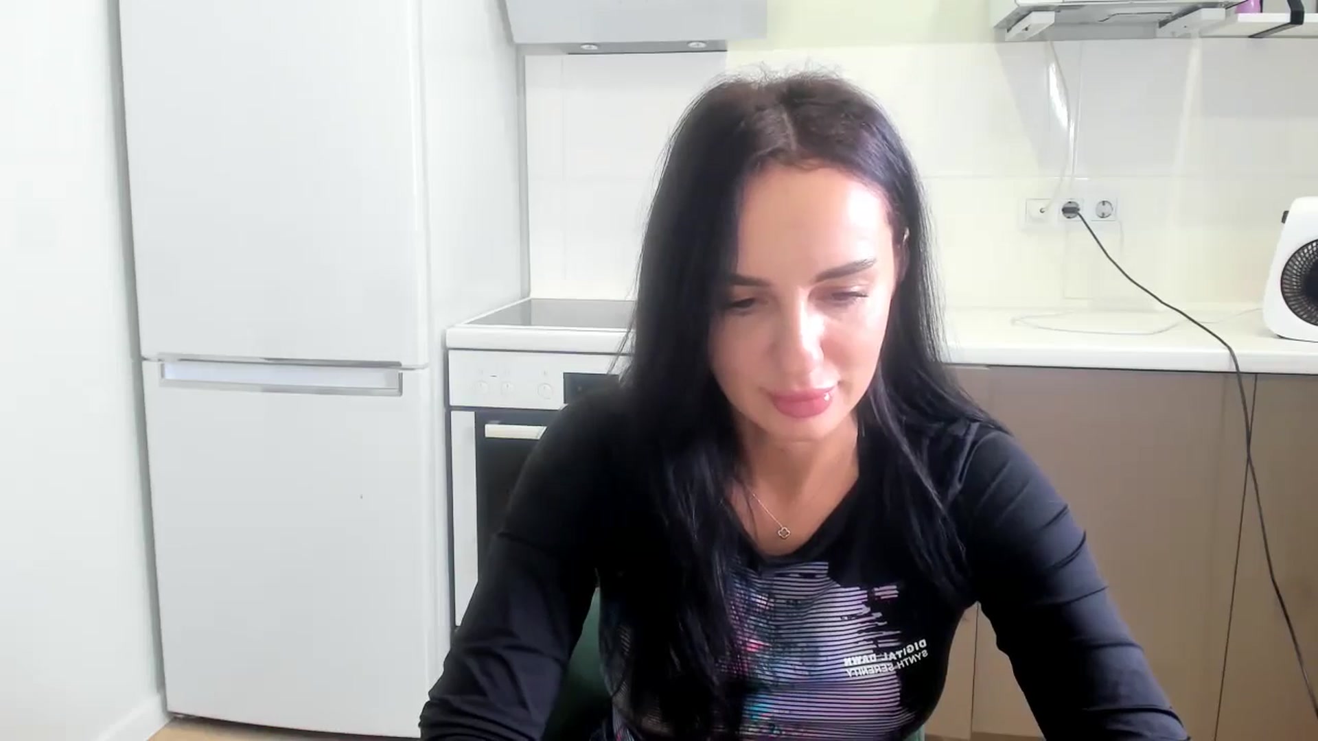 Gallery image thumbnail from YourMissMasha's myfreecams stream on, 01/03/2026, 12:30 image 16 of 20