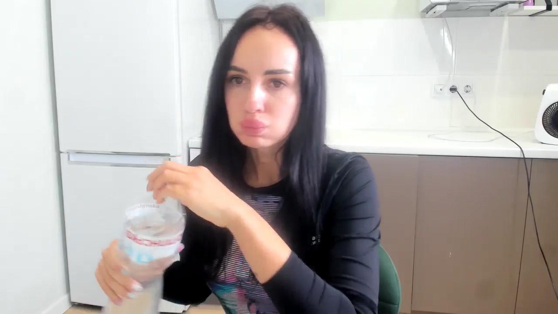 Gallery image thumbnail from YourMissMasha's myfreecams stream on, 01/03/2026, 12:30 image 13 of 20