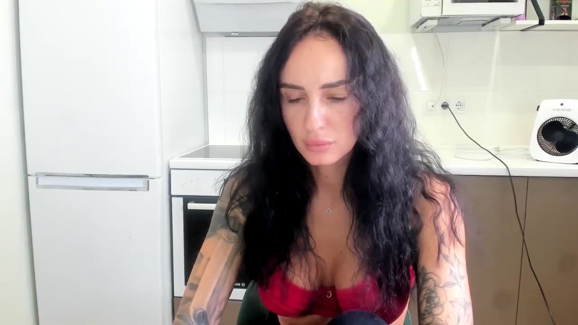 Gallery image thumbnail from YourMissMasha's myfreecams stream on, 01/05/2026, 15:05 image 17 of 20