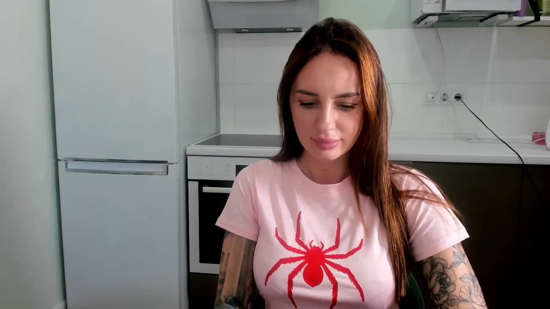Gallery image thumbnail from YourMissMasha's myfreecams stream on, 04/01/2026, 12:46 image 4 of 20