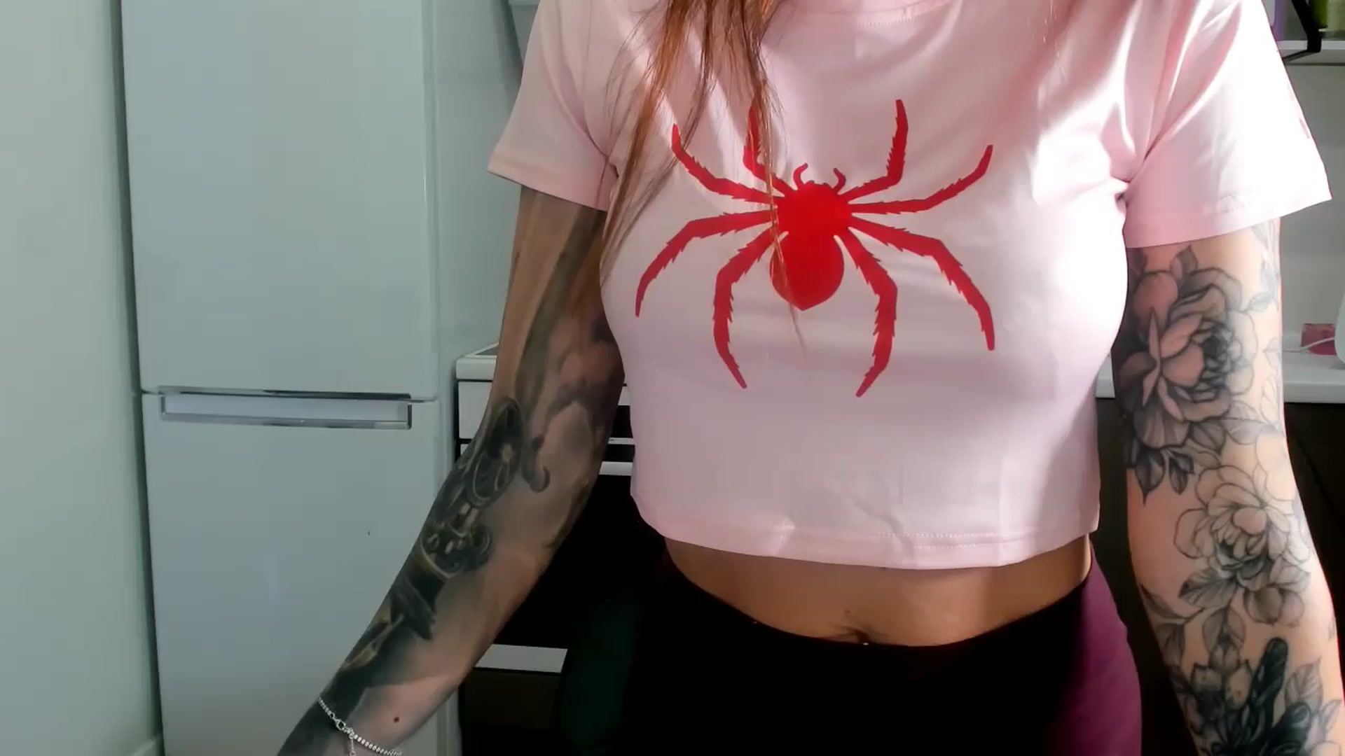 Gallery image thumbnail from YourMissMasha's myfreecams stream on, 04/01/2026, 12:46 image 1 of 20