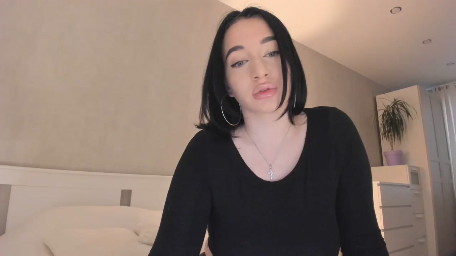 Gallery image thumbnail from YourMistress1's myfreecams stream on, 10/25/2023, 06:54 image 7 of 20
