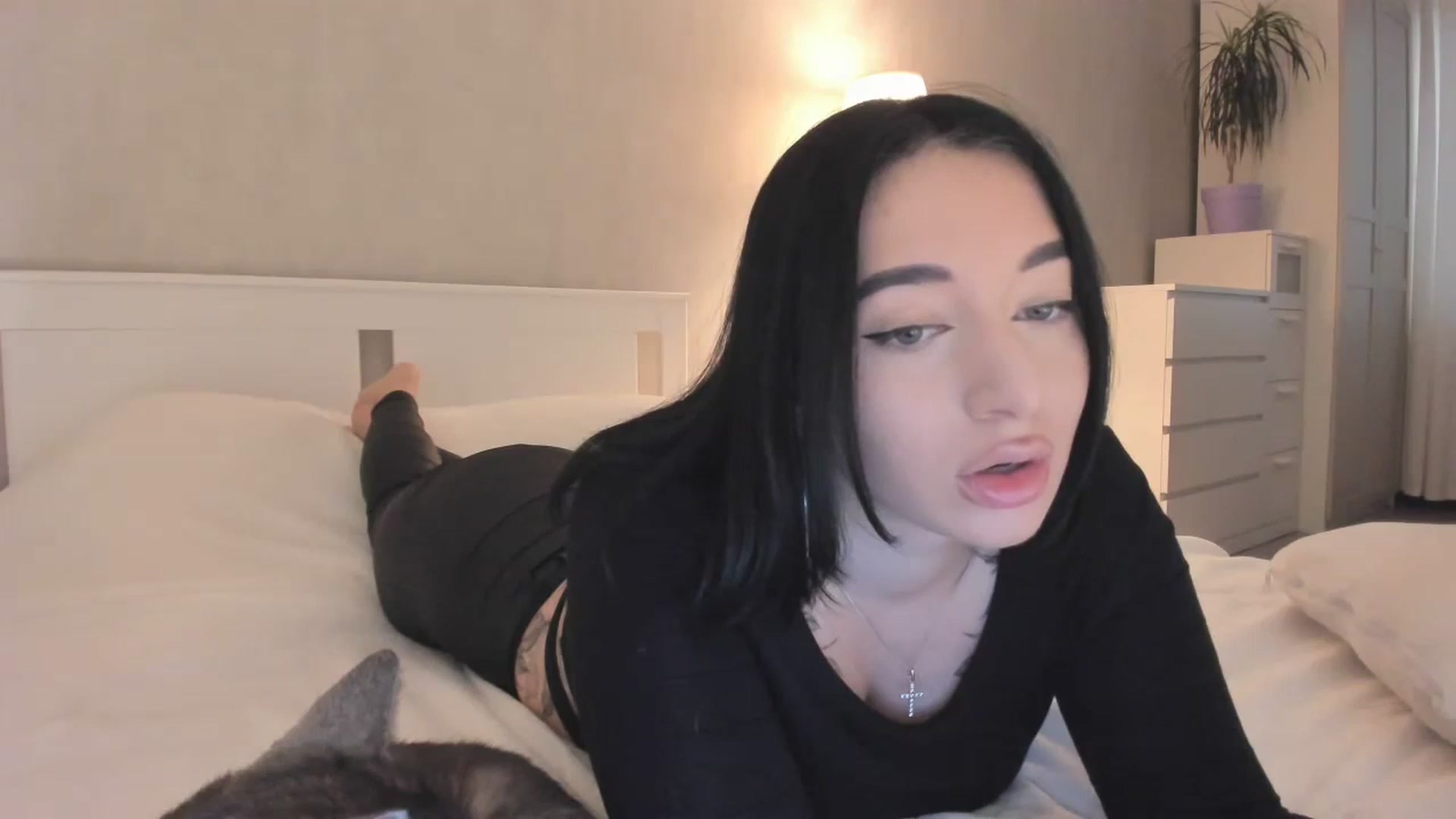 Gallery image thumbnail from YourMistress1's myfreecams stream on, 10/25/2023, 07:32 image 1 of 20