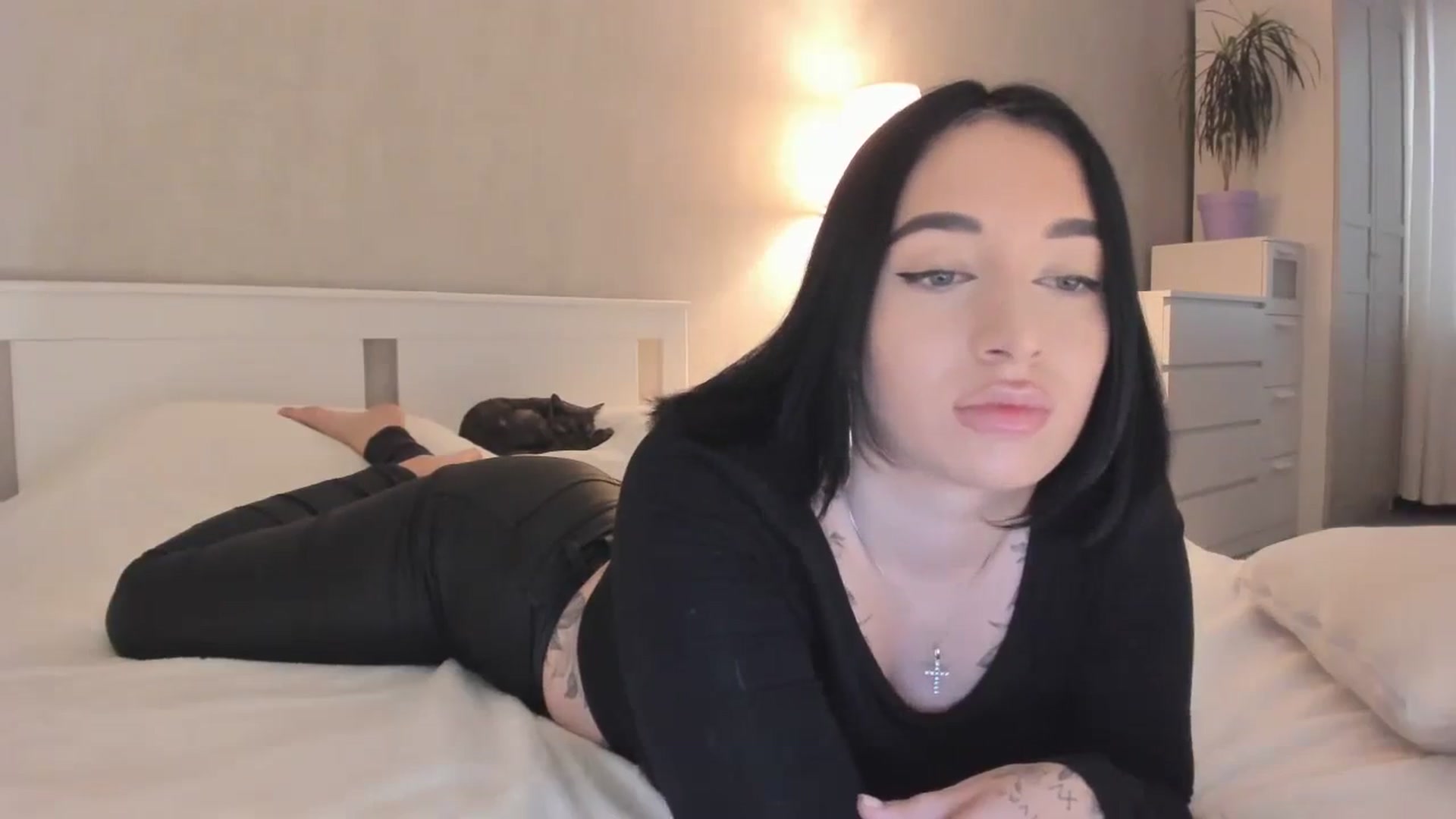 Gallery image thumbnail from YourMistress1's myfreecams stream on, 10/25/2023, 08:55 image 2 of 20
