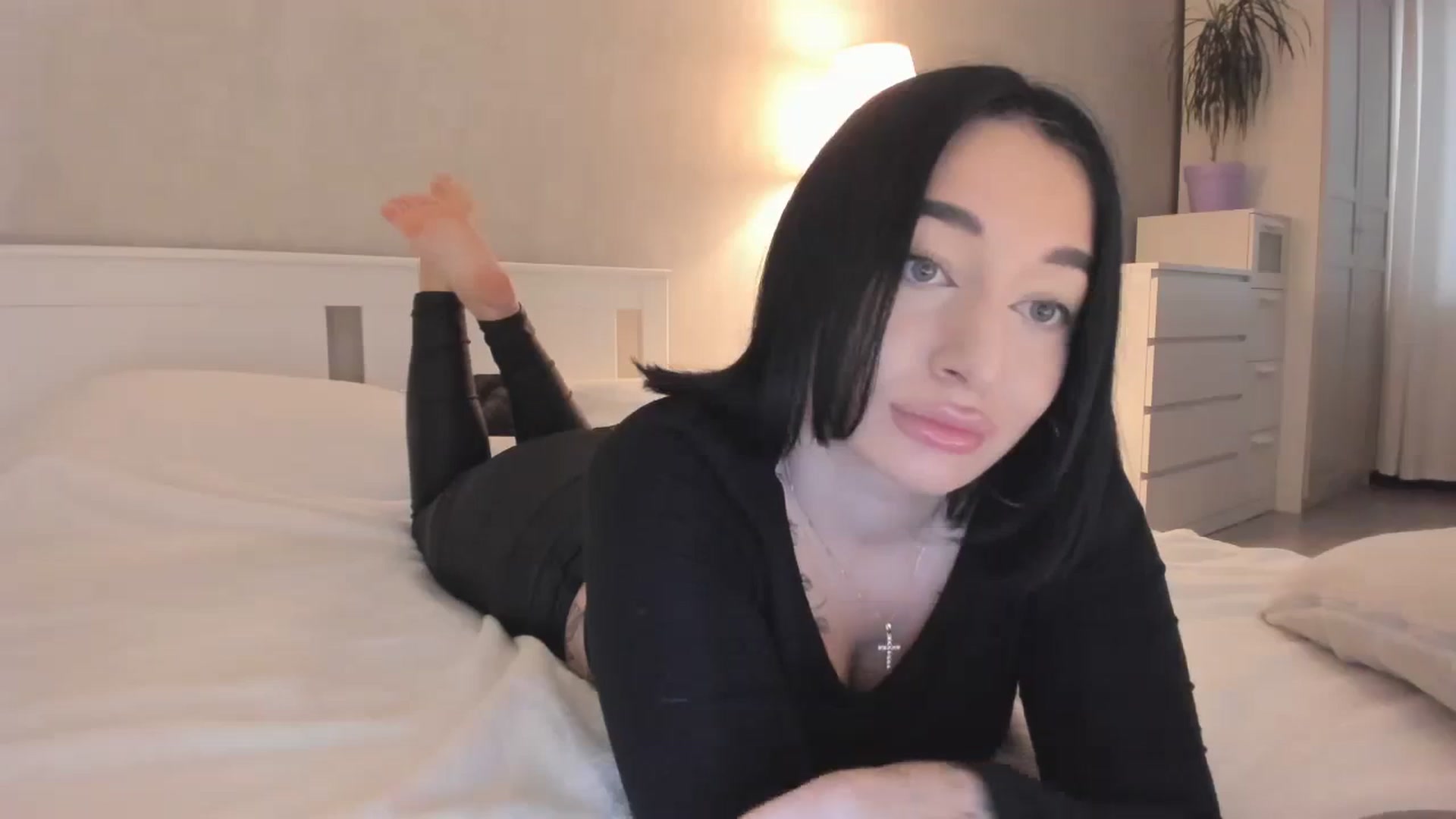 Gallery image thumbnail from YourMistress1's myfreecams stream on, 10/25/2023, 08:55 image 18 of 20