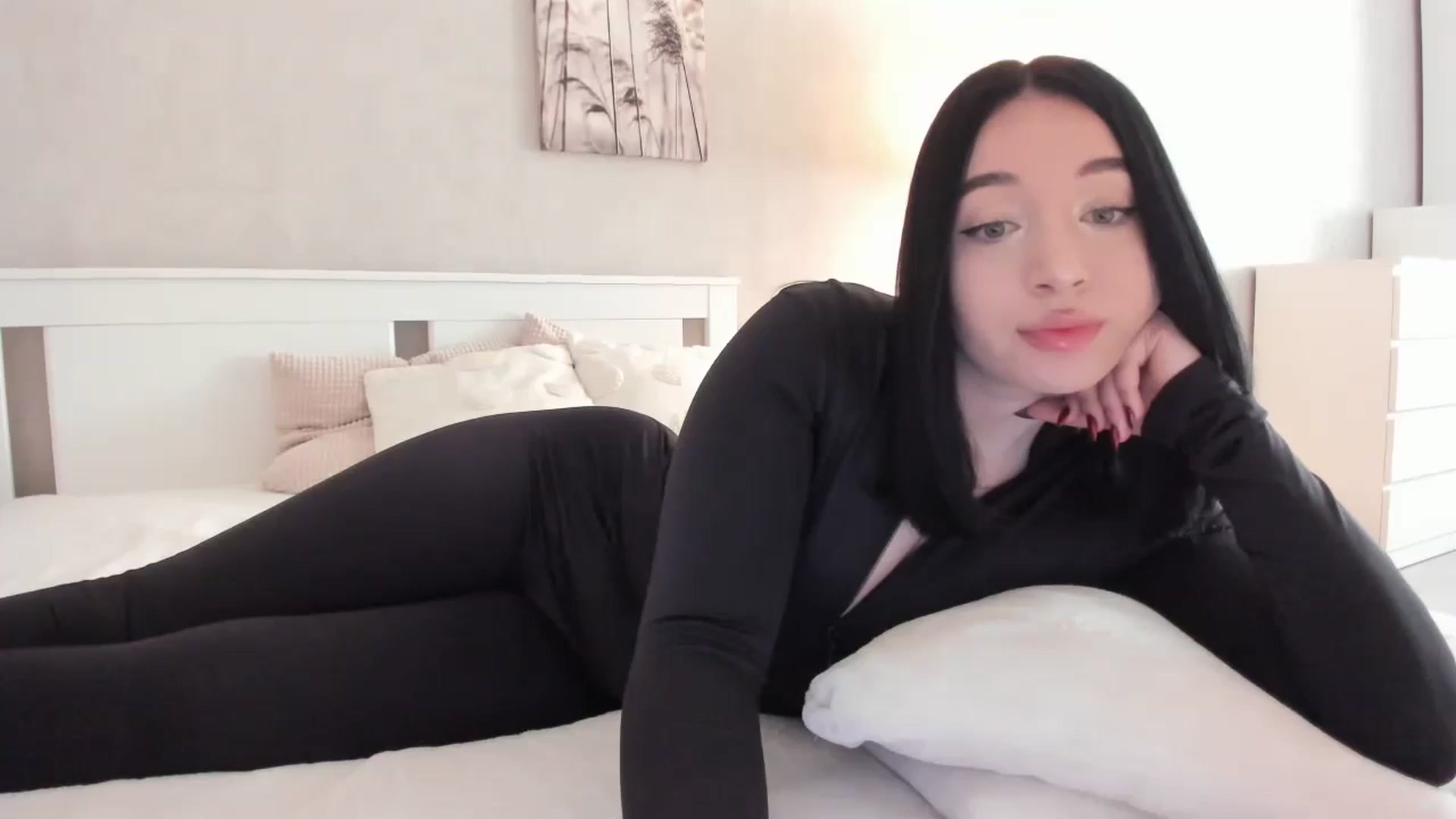 Gallery image thumbnail from YourMistress1's myfreecams stream on, 05/14/2024, 06:42 image 1 of 20