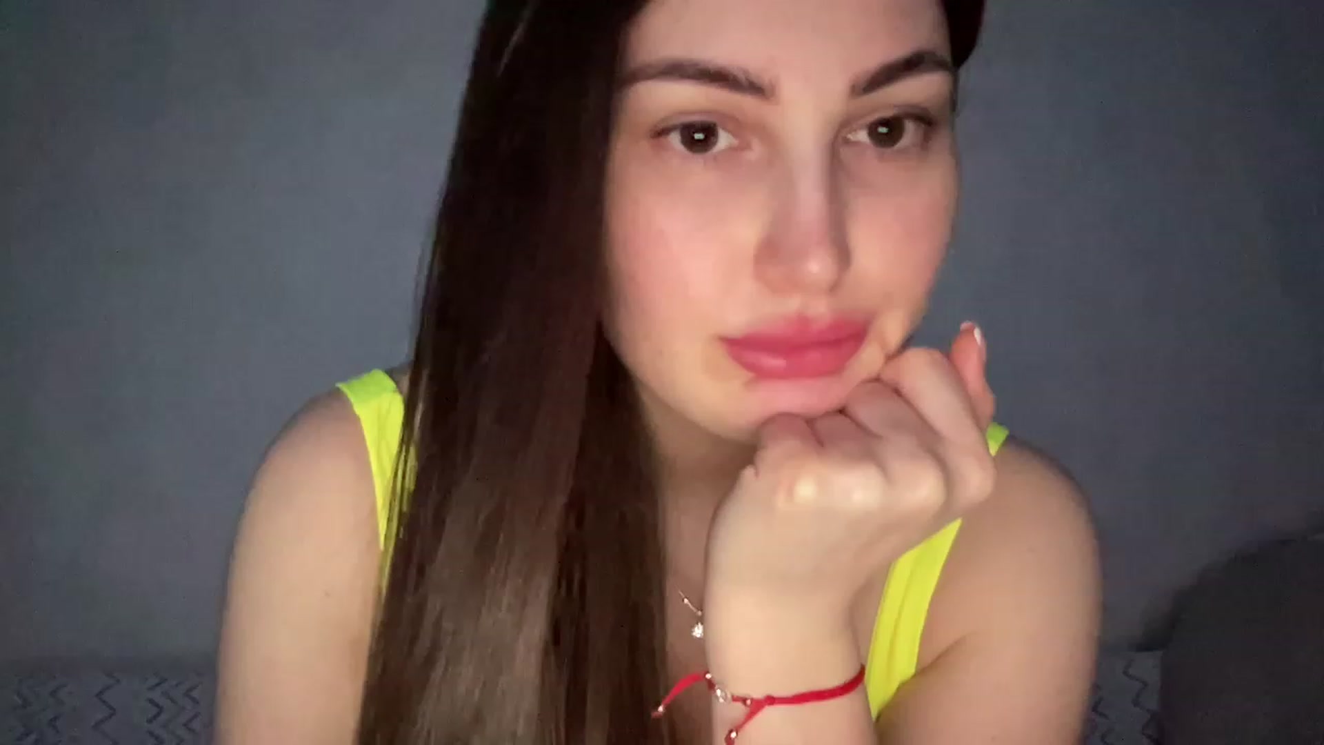 Gallery image thumbnail from YourPlaymate_'s myfreecams stream on, 12/12/2022, 22:50 image 19 of 20