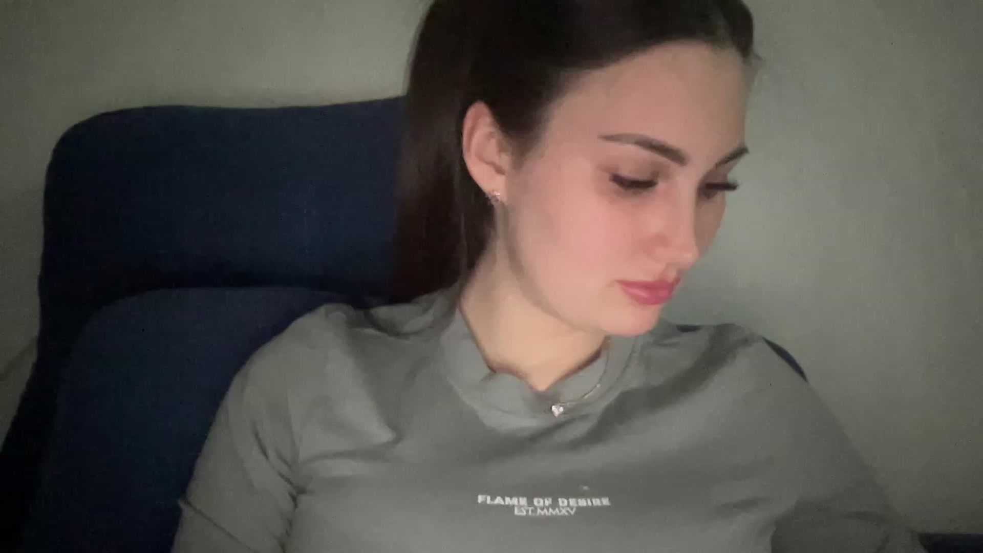Gallery image thumbnail from YourPlaymate_'s myfreecams stream on, 03/31/2023, 19:15 image 10 of 20