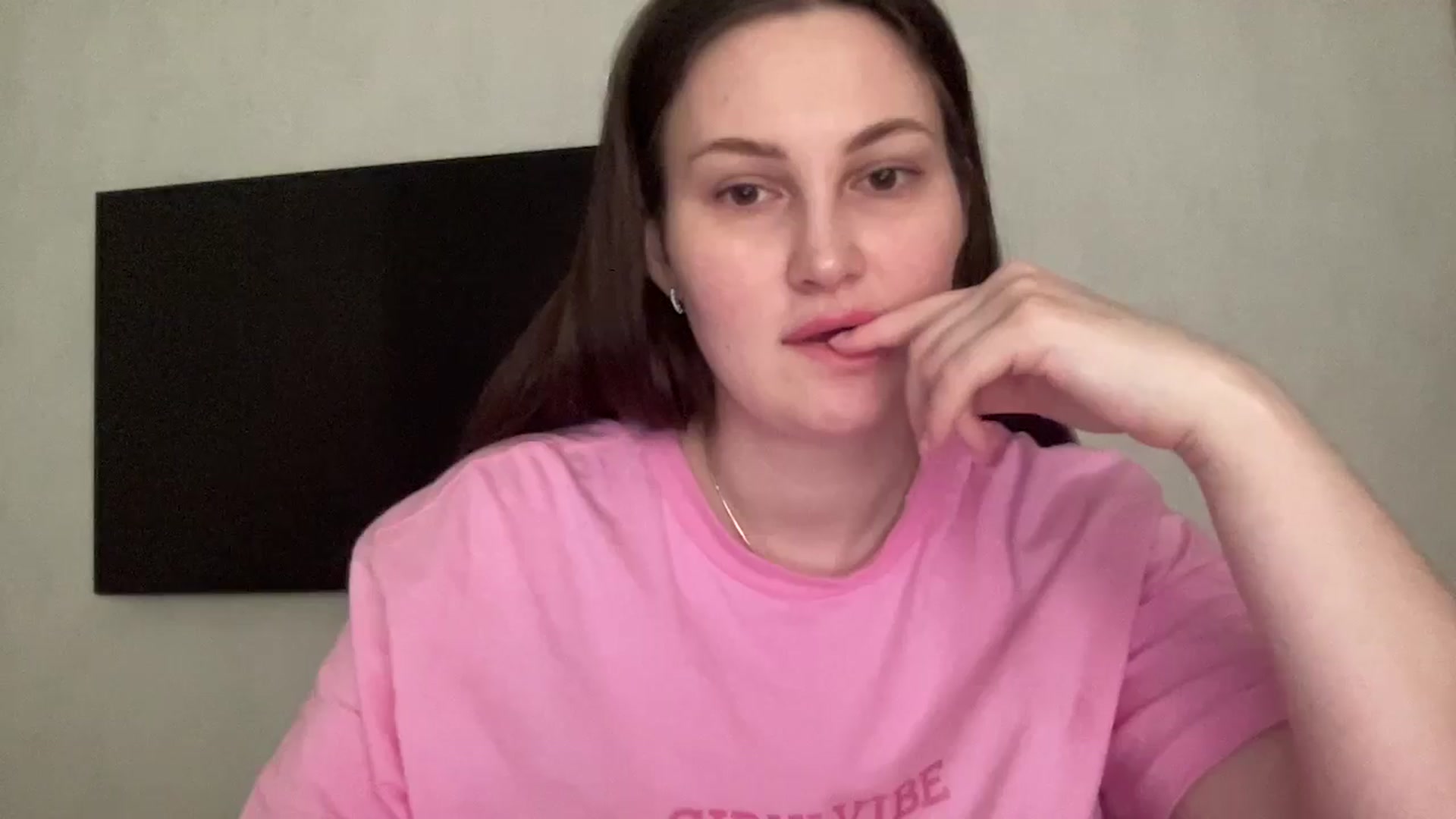 Gallery image thumbnail from YourPlaymate_'s myfreecams stream on, 02/08/2025, 21:25 image 7 of 20