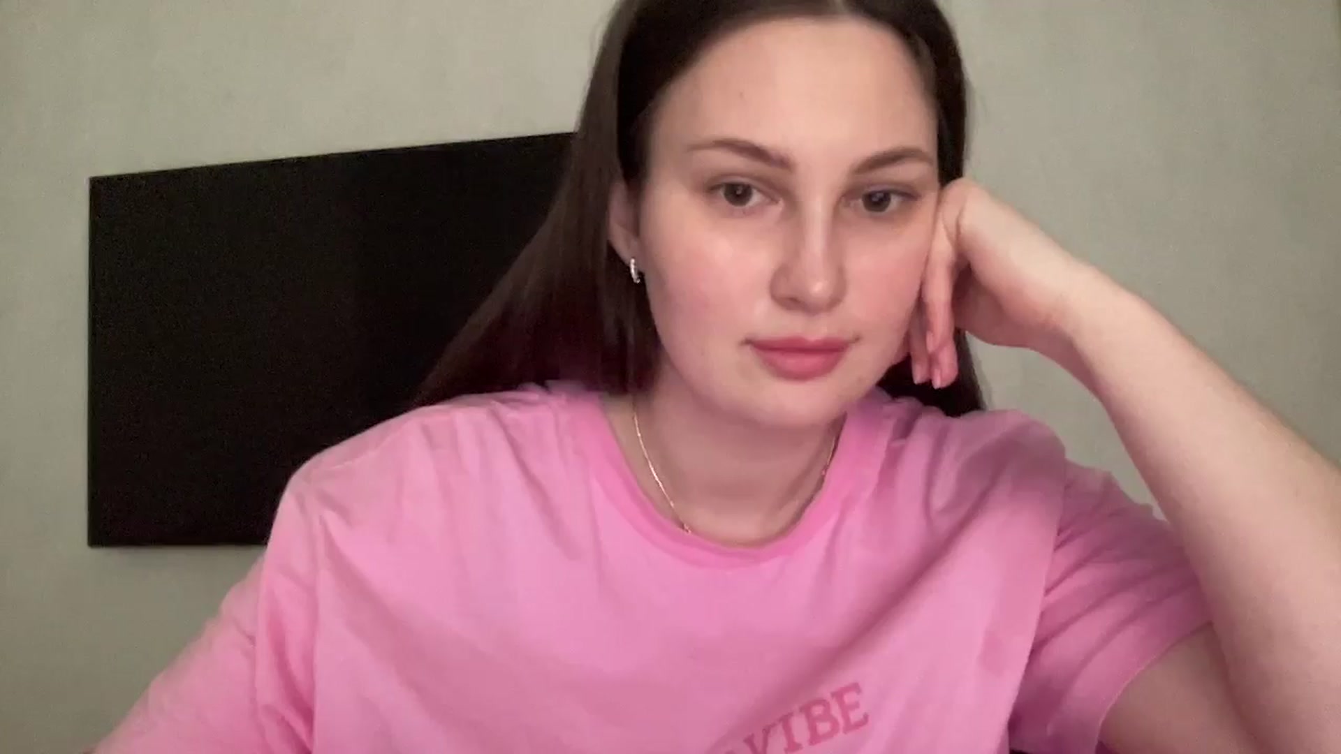 Gallery image thumbnail from YourPlaymate_'s myfreecams stream on, 02/08/2025, 21:25 image 4 of 20