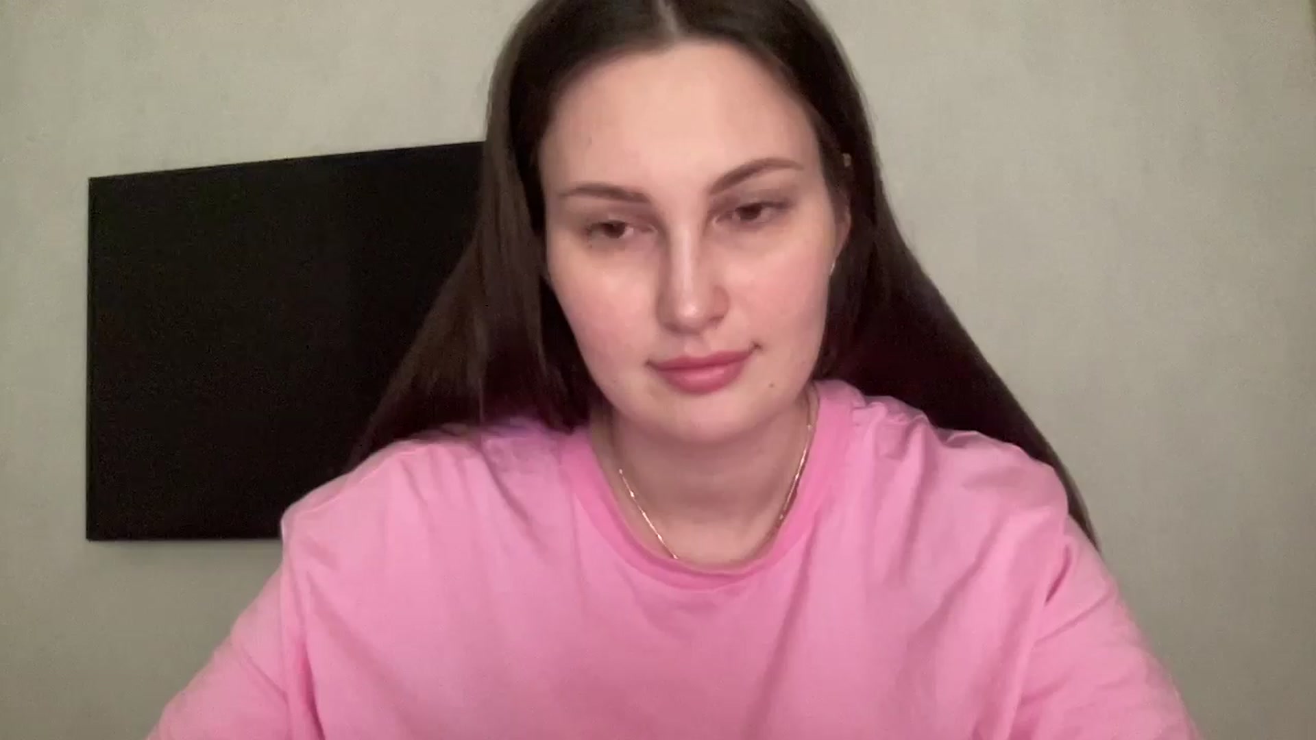 Gallery image thumbnail from YourPlaymate_'s myfreecams stream on, 02/08/2025, 21:25 image 12 of 20