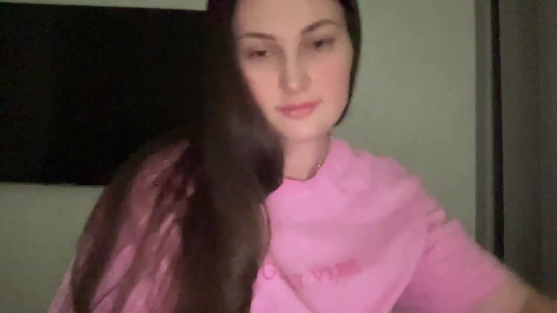 Gallery image thumbnail from YourPlaymate_'s myfreecams stream on, 02/08/2025, 22:27 image 13 of 20