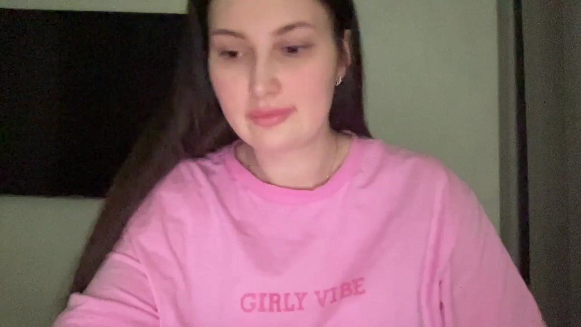 Gallery image thumbnail from YourPlaymate_'s myfreecams stream on, 02/08/2025, 22:27 image 10 of 20