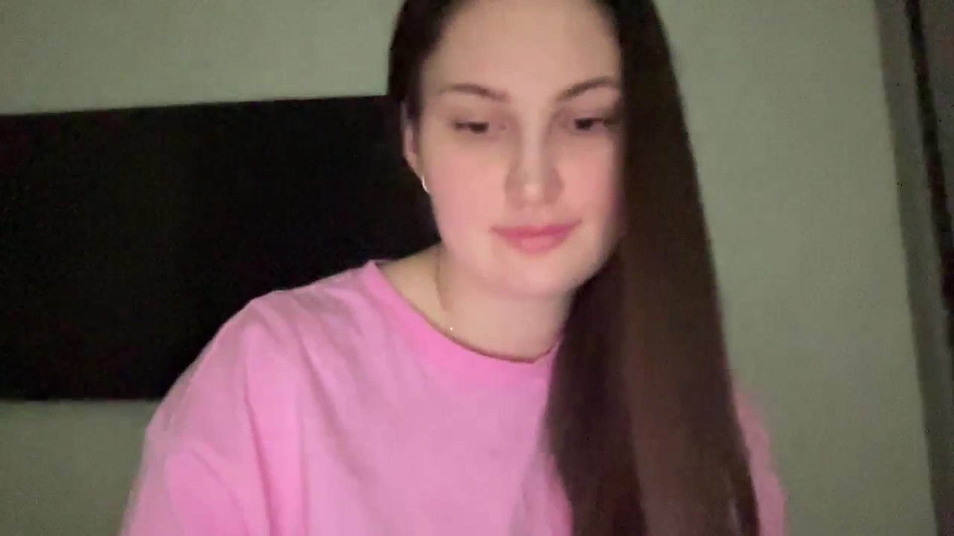 Gallery image thumbnail from YourPlaymate_'s myfreecams stream on, 02/08/2025, 22:27 image 4 of 20
