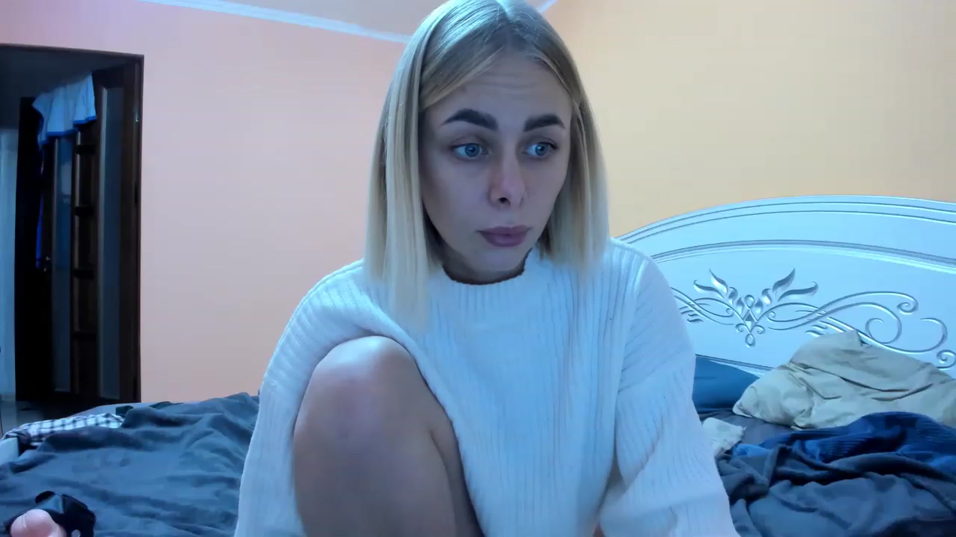 Gallery image thumbnail from YourPupsik's myfreecams stream on, 11/19/2022, 13:55 image 11 of 20