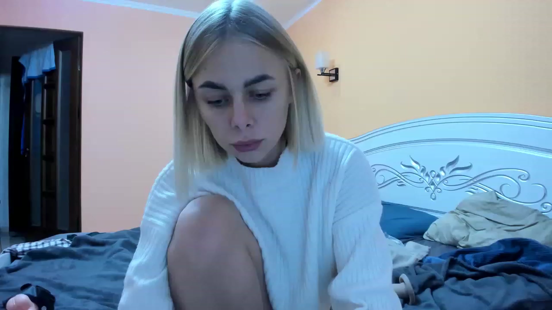 Gallery image thumbnail from YourPupsik's myfreecams stream on, 11/19/2022, 13:55 image 10 of 20