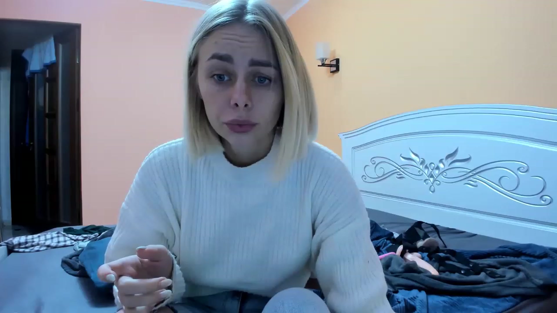 Gallery image thumbnail from YourPupsik's myfreecams stream on, 11/20/2022, 14:08 image 13 of 20