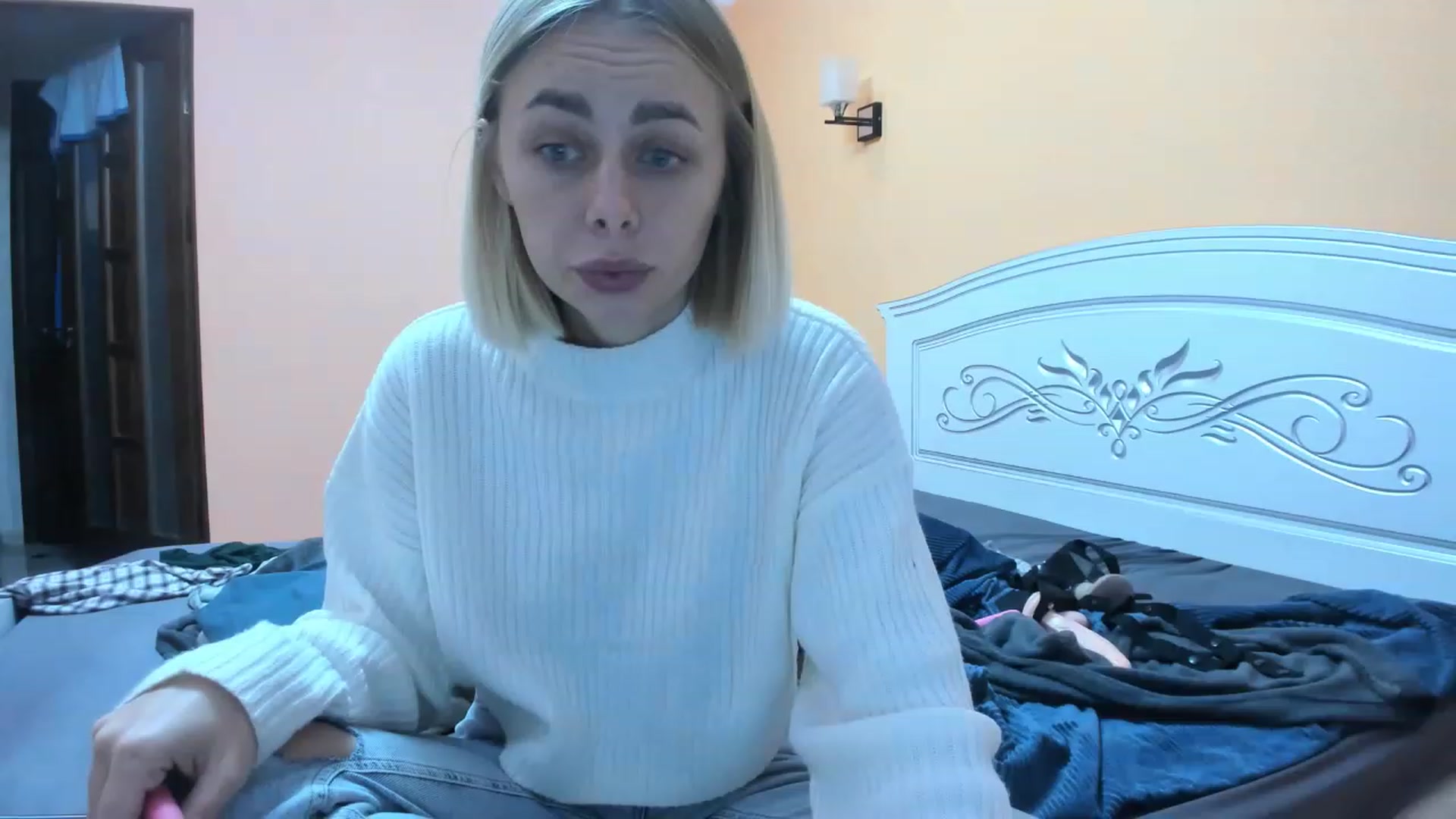 Gallery image thumbnail from YourPupsik's myfreecams stream on, 11/20/2022, 14:08 image 20 of 20