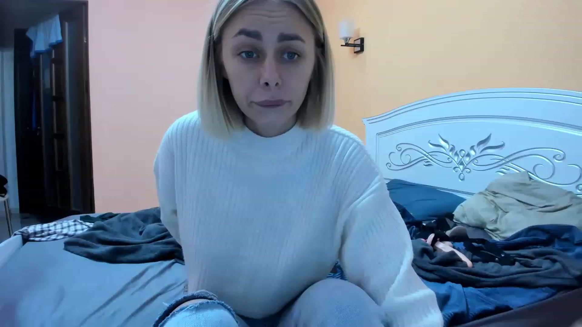 Gallery image thumbnail from YourPupsik's myfreecams stream on, 11/20/2022, 14:08 image 2 of 20