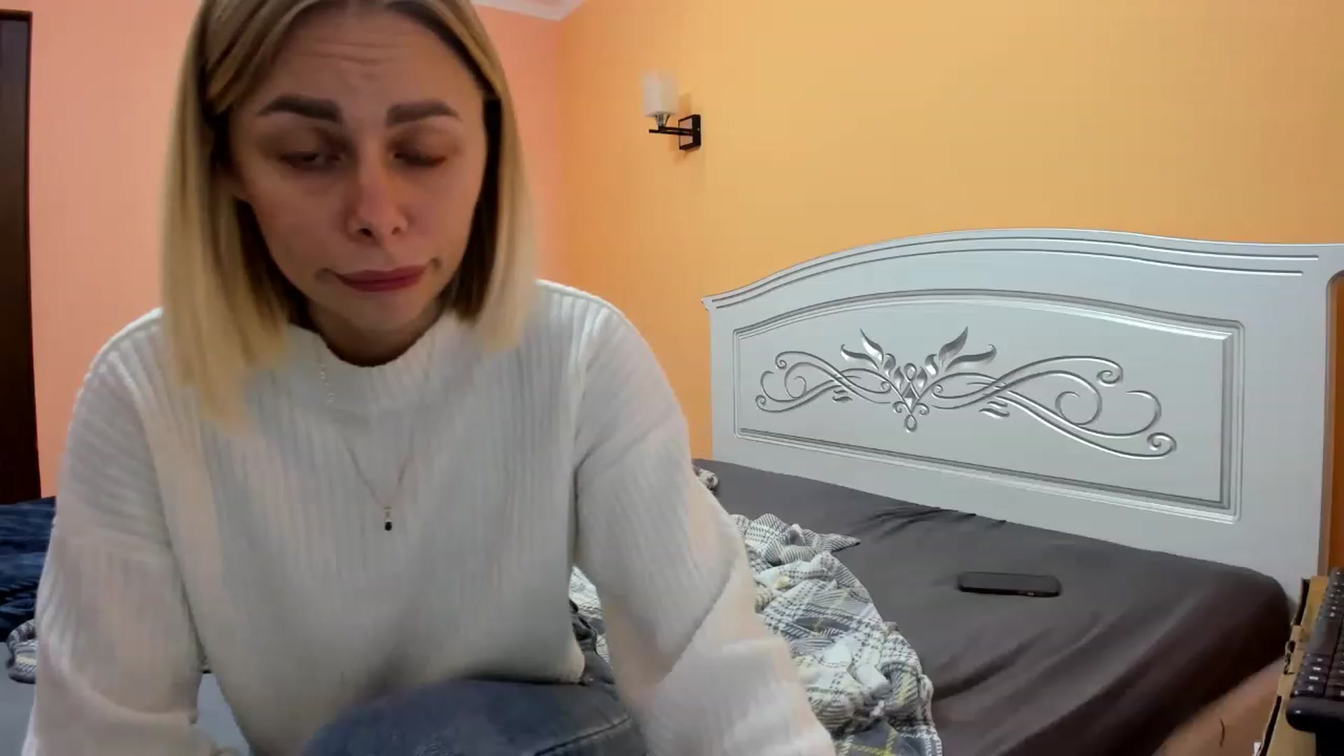 Gallery image thumbnail from YourPupsik's myfreecams stream on, 12/25/2022, 09:23 image 17 of 20
