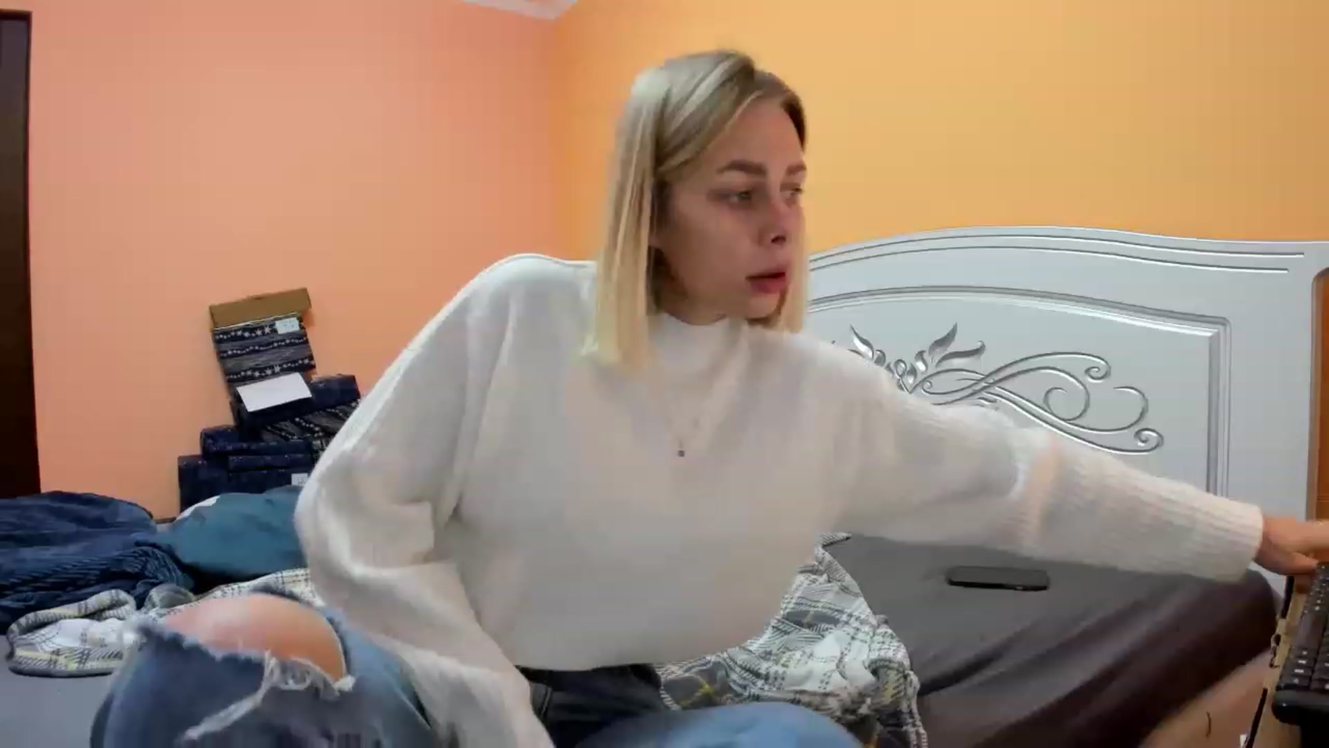 Gallery image thumbnail from YourPupsik's myfreecams stream on, 12/25/2022, 09:23 image 19 of 20