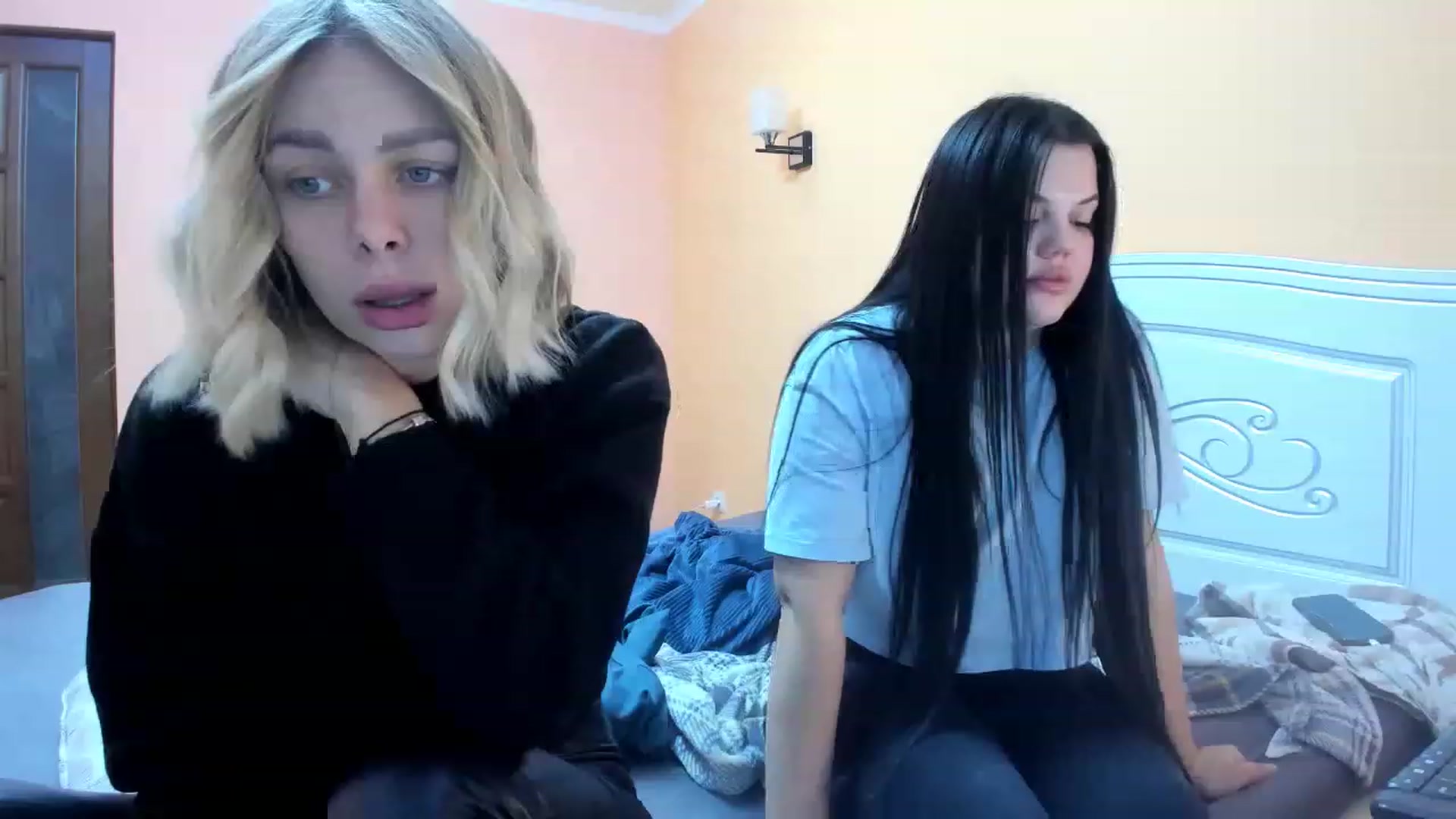 Gallery image thumbnail from YourPupsik's myfreecams stream on, 12/26/2022, 08:49 image 1 of 20