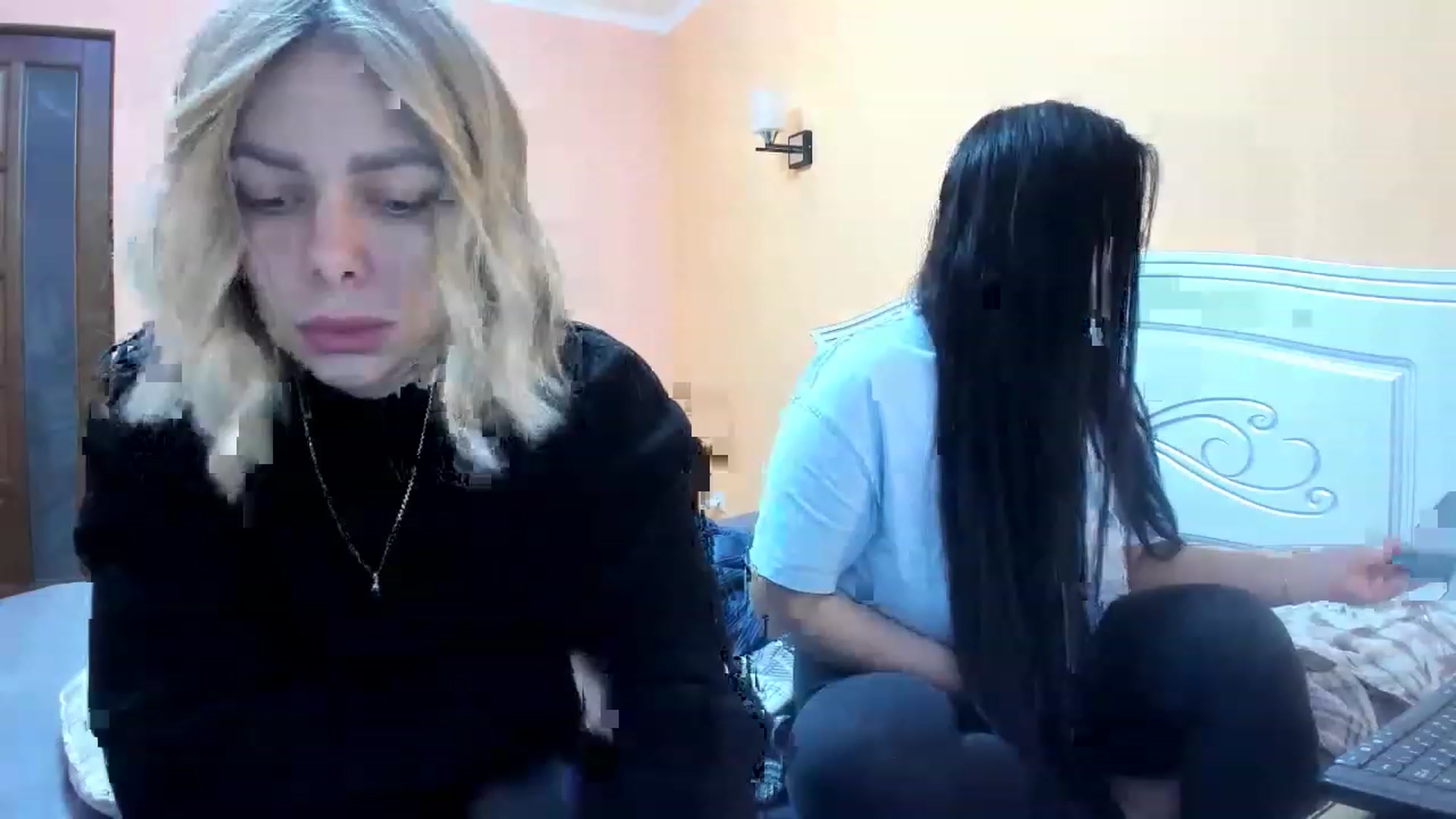 Gallery image thumbnail from YourPupsik's myfreecams stream on, 12/26/2022, 08:49 image 8 of 20