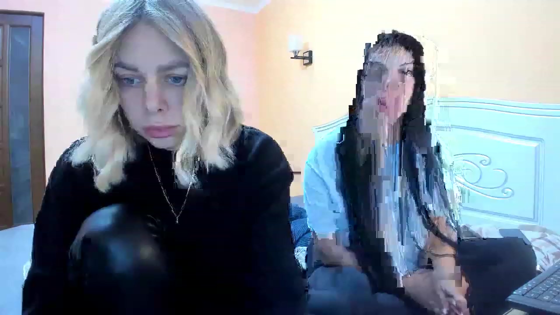 Gallery image thumbnail from YourPupsik's myfreecams stream on, 12/26/2022, 08:49 image 6 of 20
