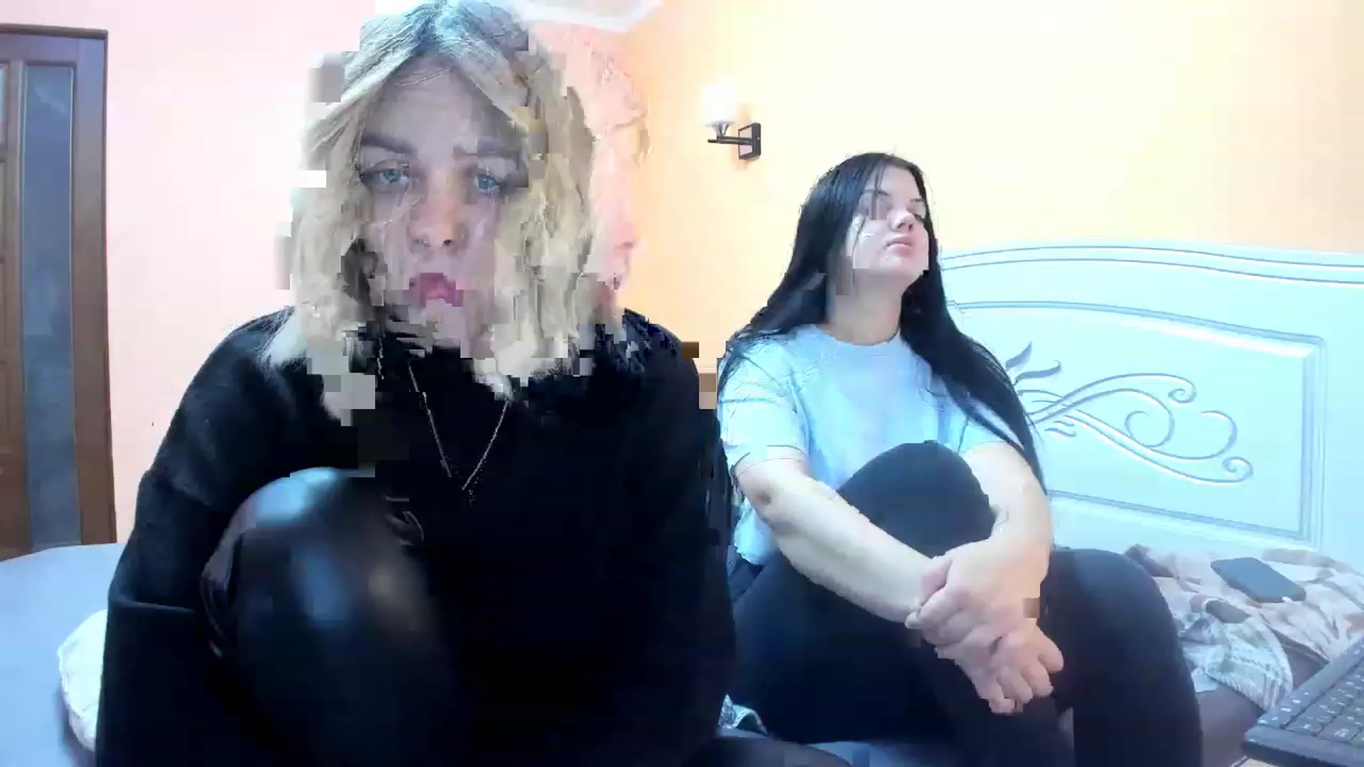 Gallery image thumbnail from YourPupsik's myfreecams stream on, 12/26/2022, 08:49 image 3 of 20