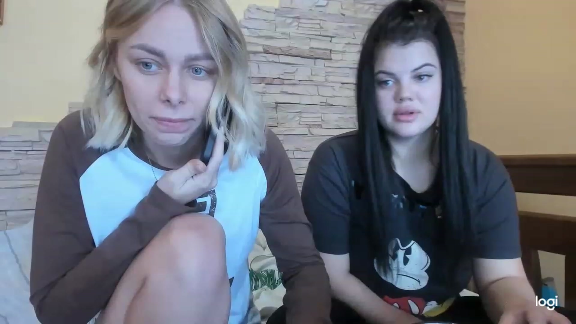 Gallery image thumbnail from YourPupsik's myfreecams stream on, 12/27/2022, 10:53 image 8 of 20
