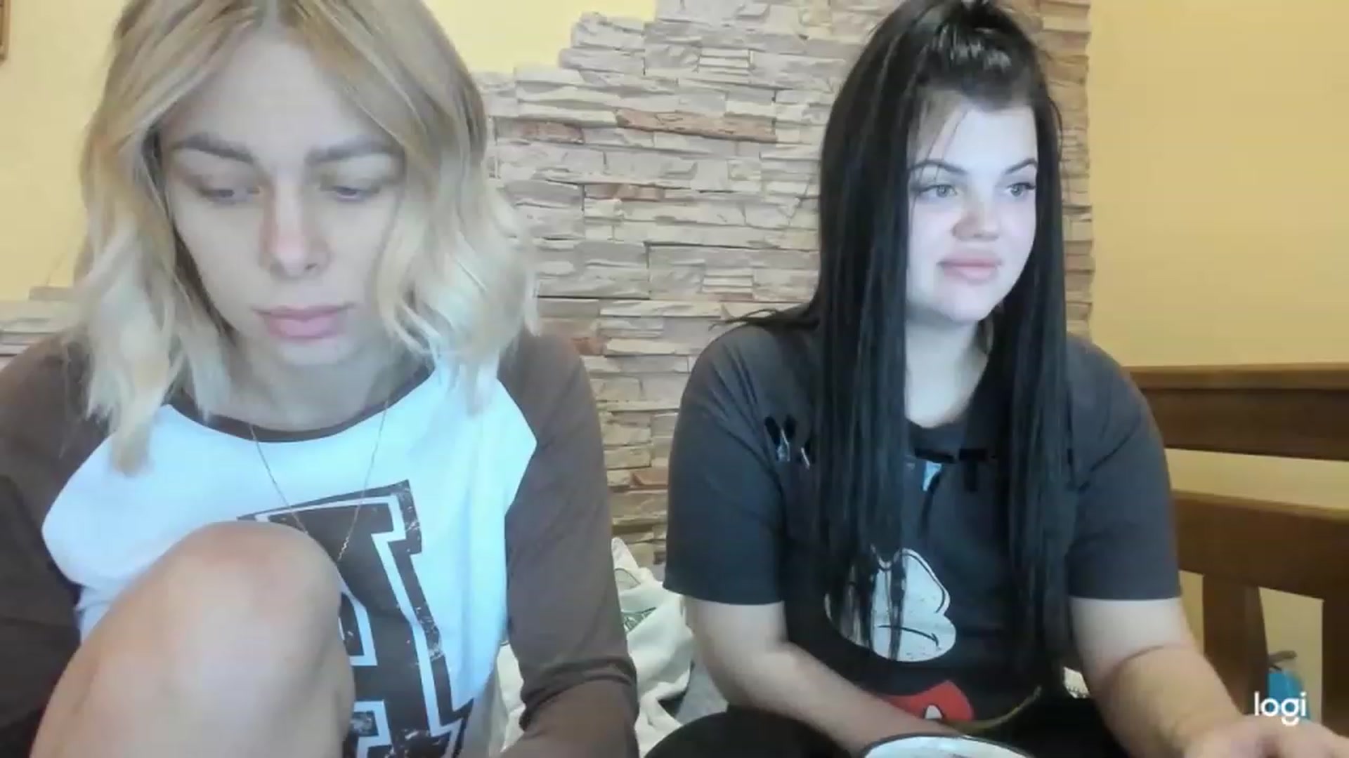 Gallery image thumbnail from YourPupsik's myfreecams stream on, 12/27/2022, 10:53 image 1 of 20