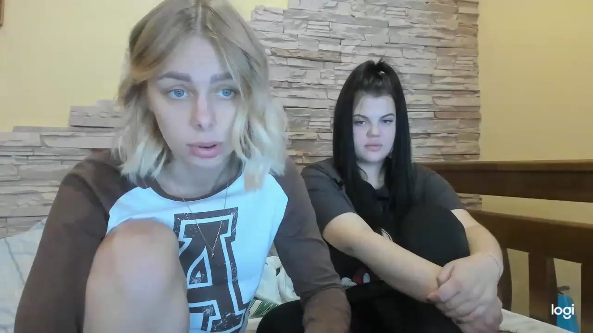 Gallery image thumbnail from YourPupsik's myfreecams stream on, 12/27/2022, 10:53 image 11 of 20