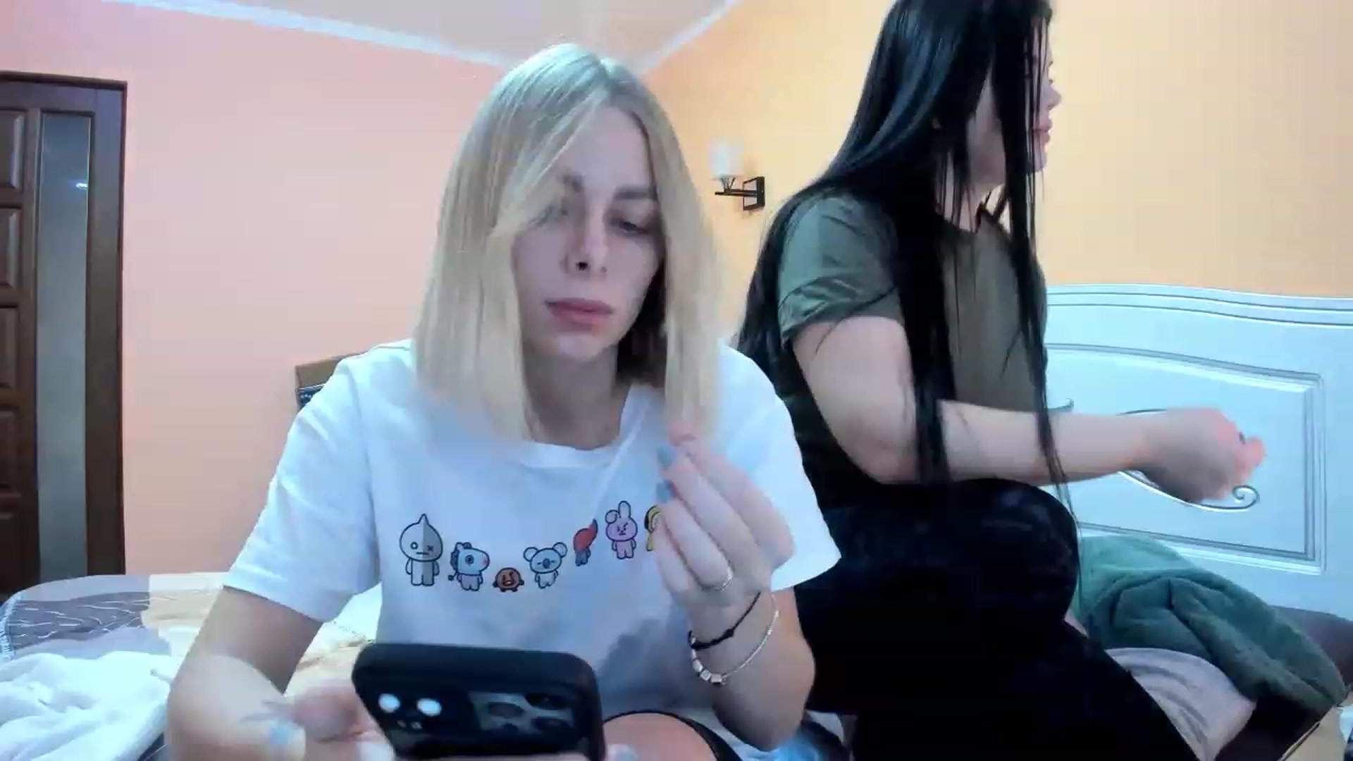 Gallery image thumbnail from YourPupsik's myfreecams stream on, 12/28/2022, 11:17 image 9 of 20