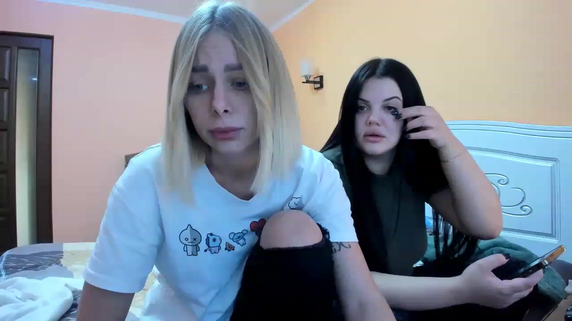 Gallery image thumbnail from YourPupsik's myfreecams stream on, 12/28/2022, 11:17 image 14 of 20