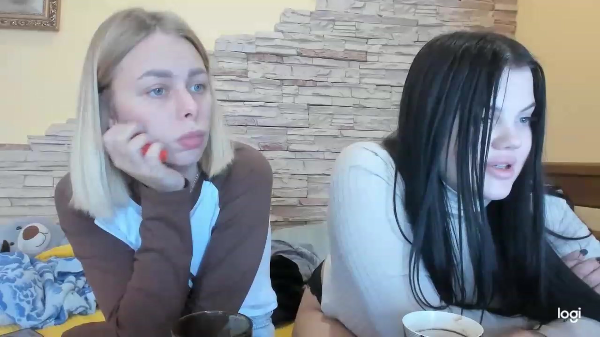 Gallery image thumbnail from YourPupsik's myfreecams stream on, 12/29/2022, 11:28 image 14 of 20